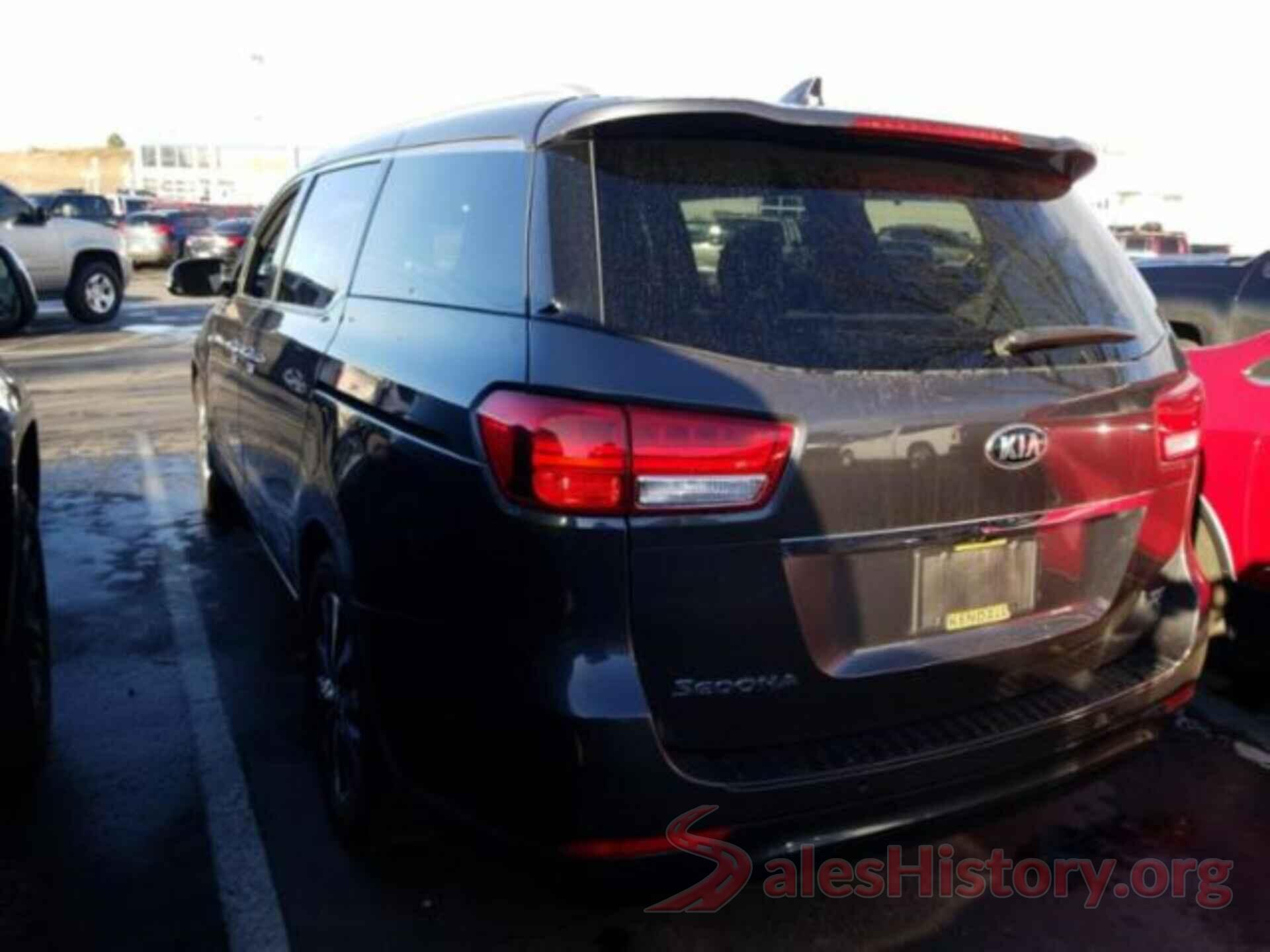 KNDMC5C1XJ6367352 2018 KIA SEDONA