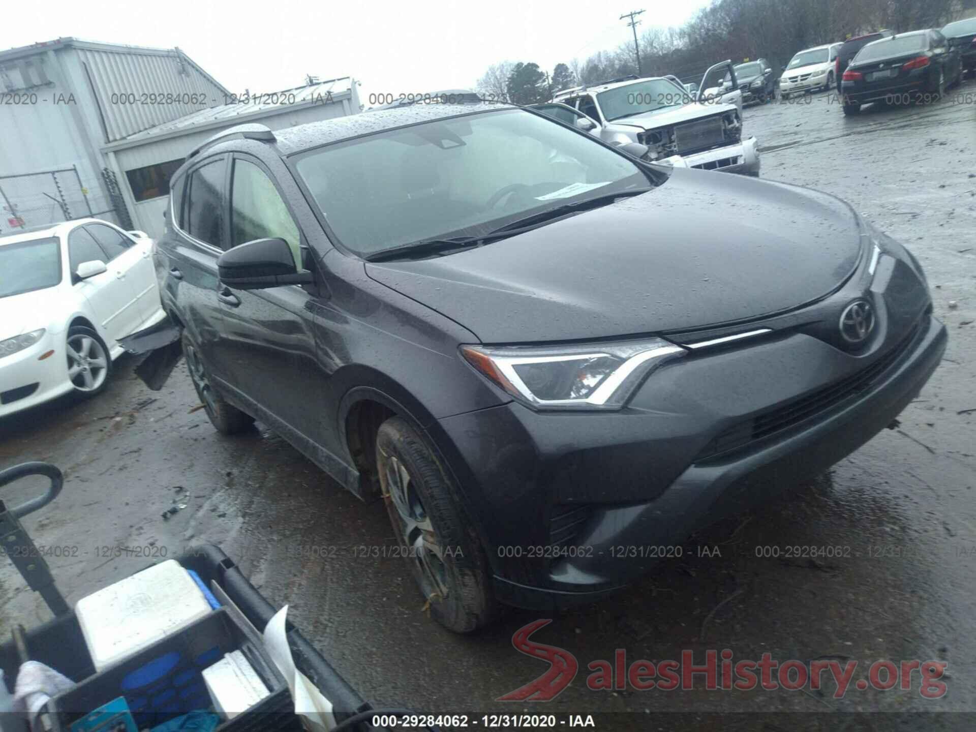 JTMBFREV6JJ251519 2018 TOYOTA RAV4