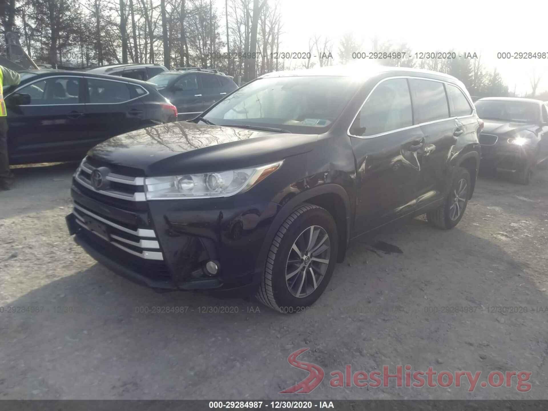 5TDJZRFH0JS527949 2018 TOYOTA HIGHLANDER