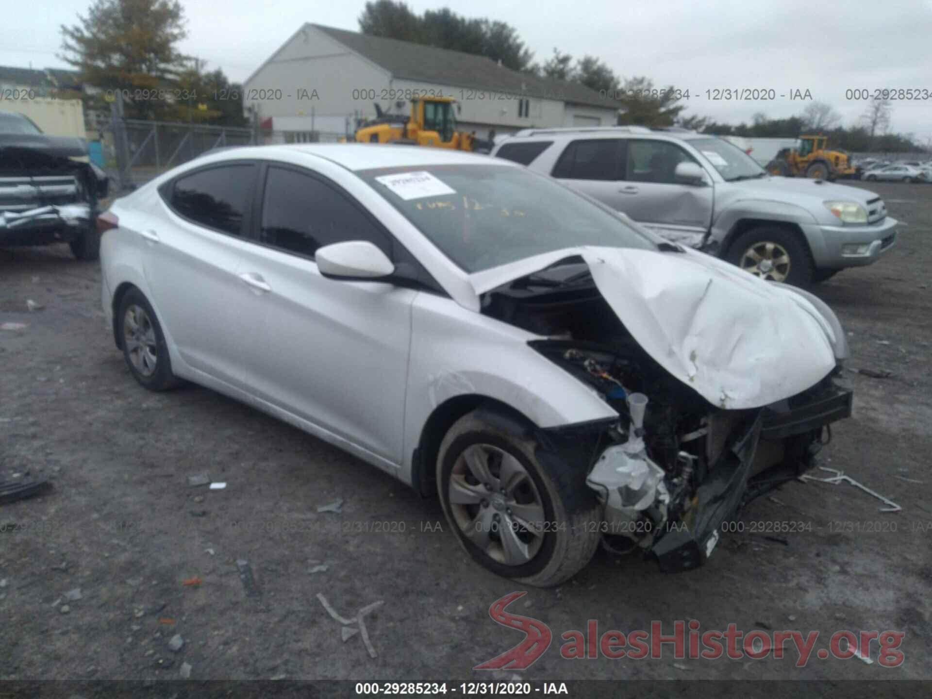 5NPDH4AE9GH759920 2016 HYUNDAI ELANTRA