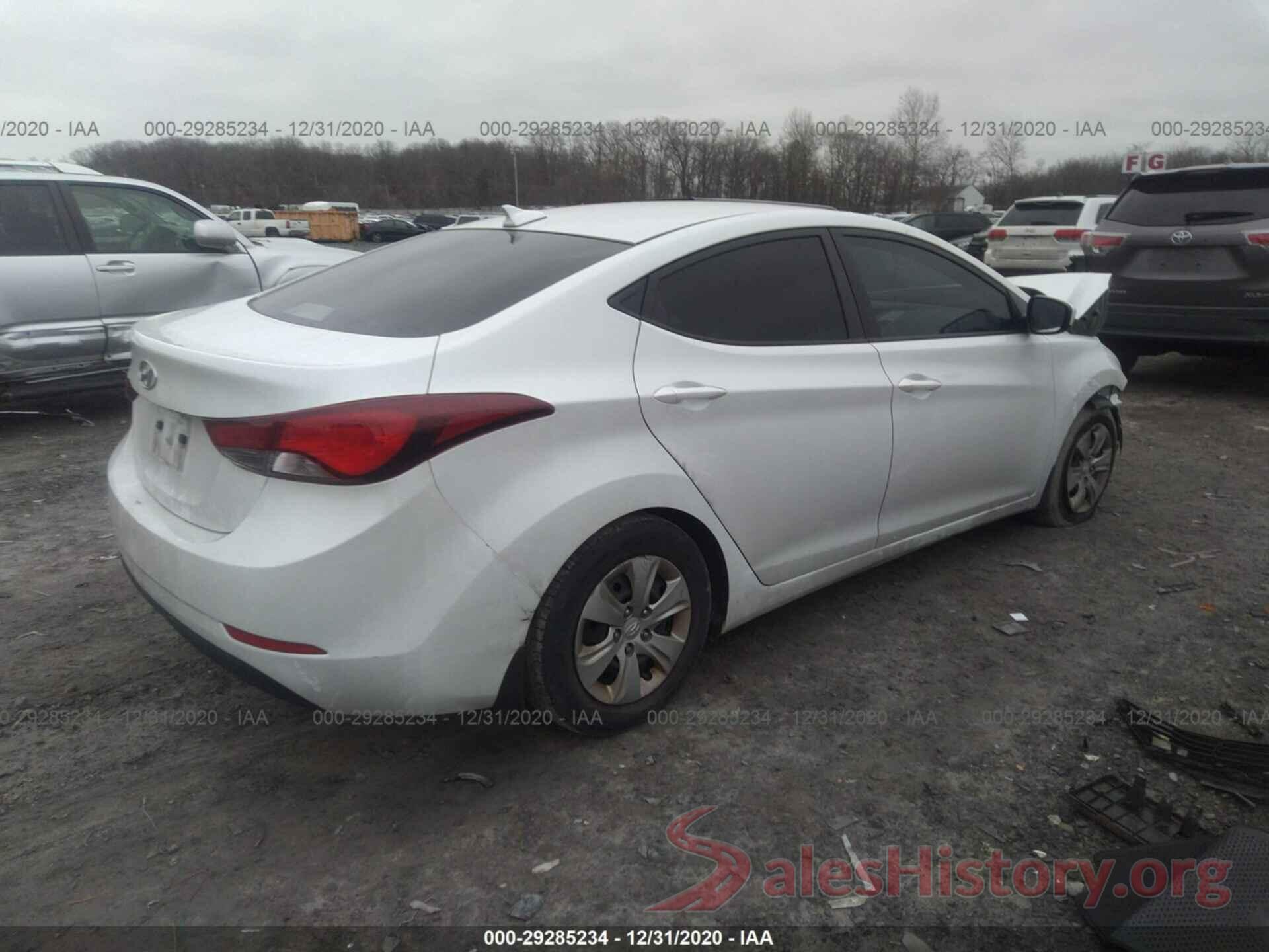 5NPDH4AE9GH759920 2016 HYUNDAI ELANTRA