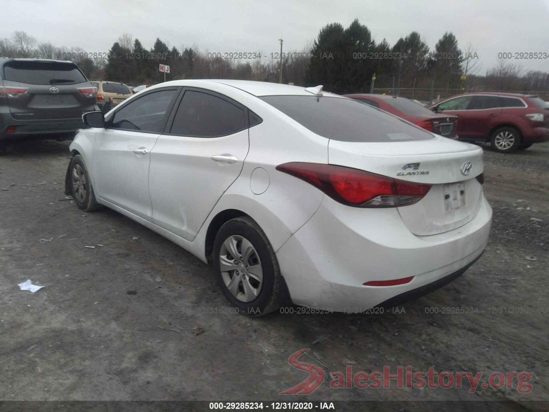 5NPDH4AE9GH759920 2016 HYUNDAI ELANTRA