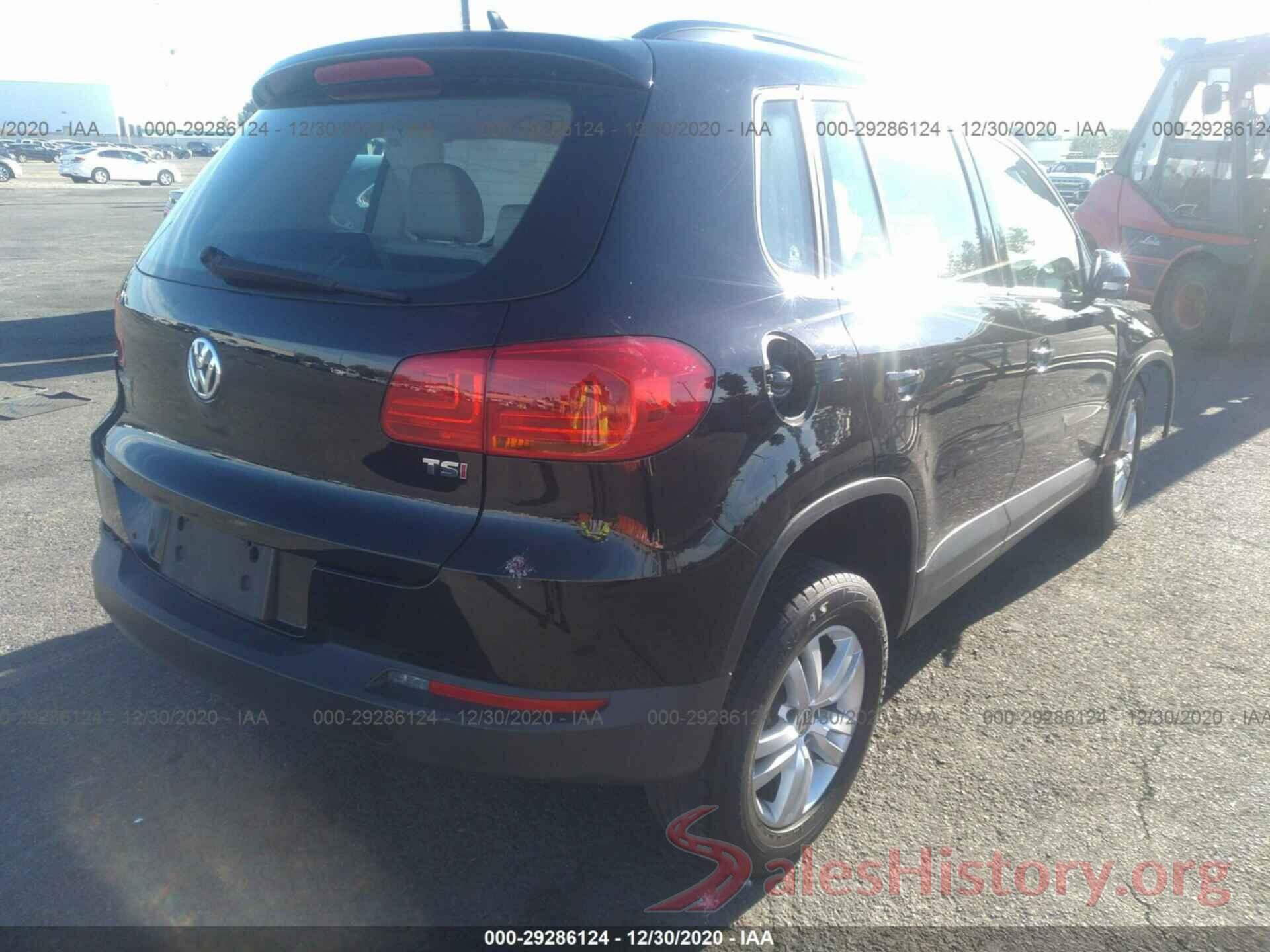 WVGAV7AX2HK016299 2017 VOLKSWAGEN TIGUAN