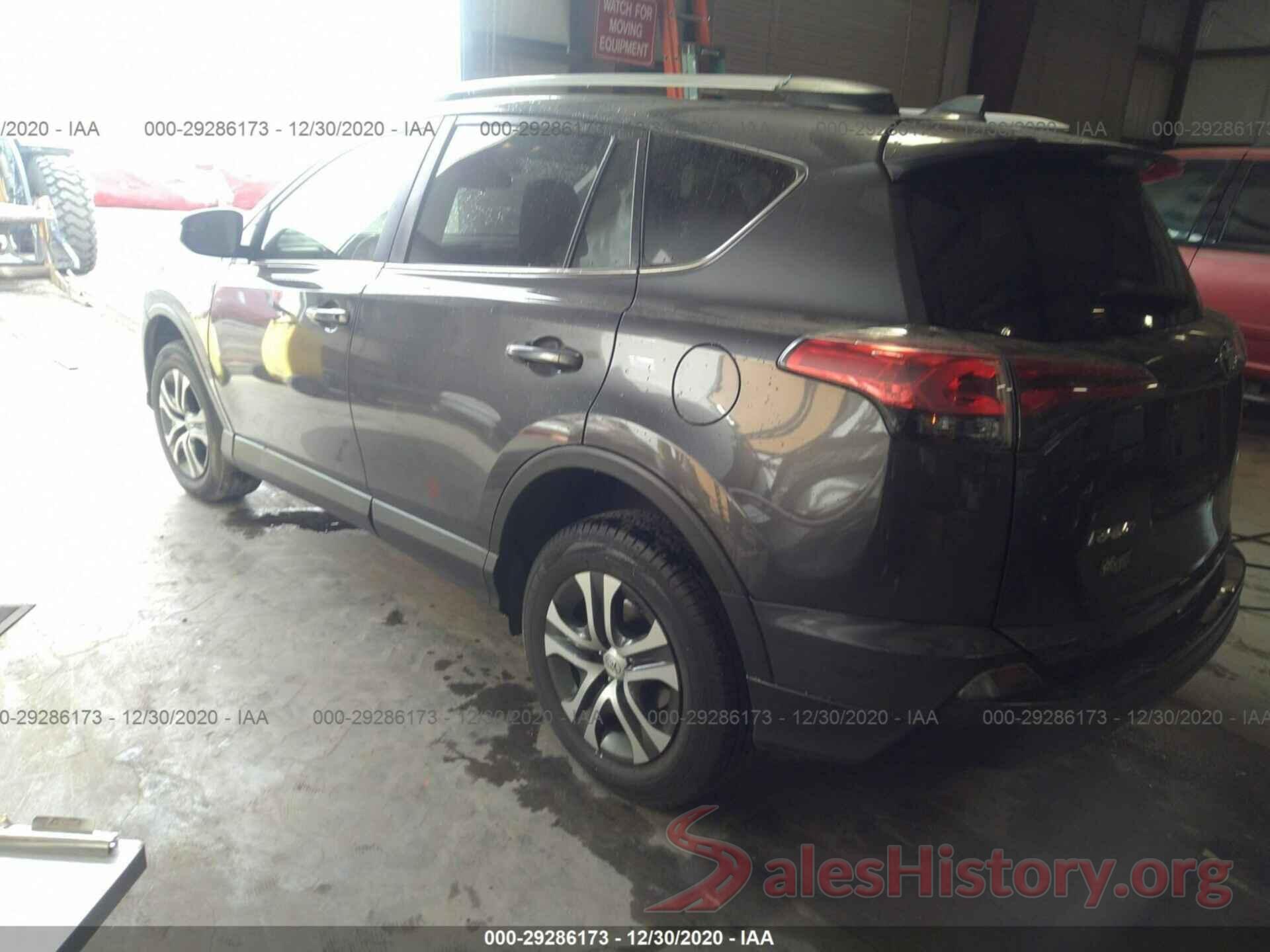 JTMZFREV7JJ189966 2018 TOYOTA RAV4