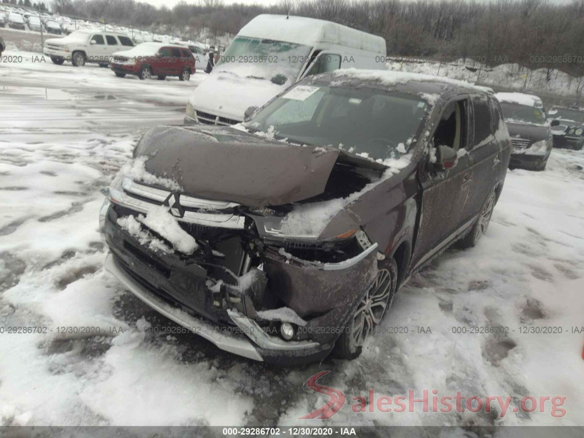 JA4AZ3A31JZ063992 2018 MITSUBISHI OUTLANDER