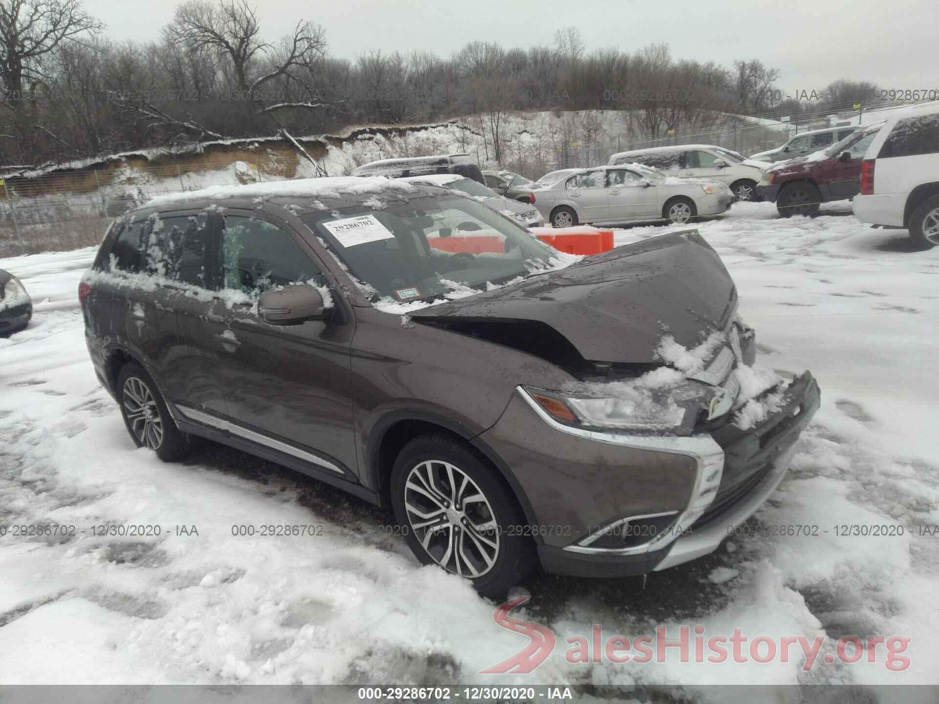 JA4AZ3A31JZ063992 2018 MITSUBISHI OUTLANDER