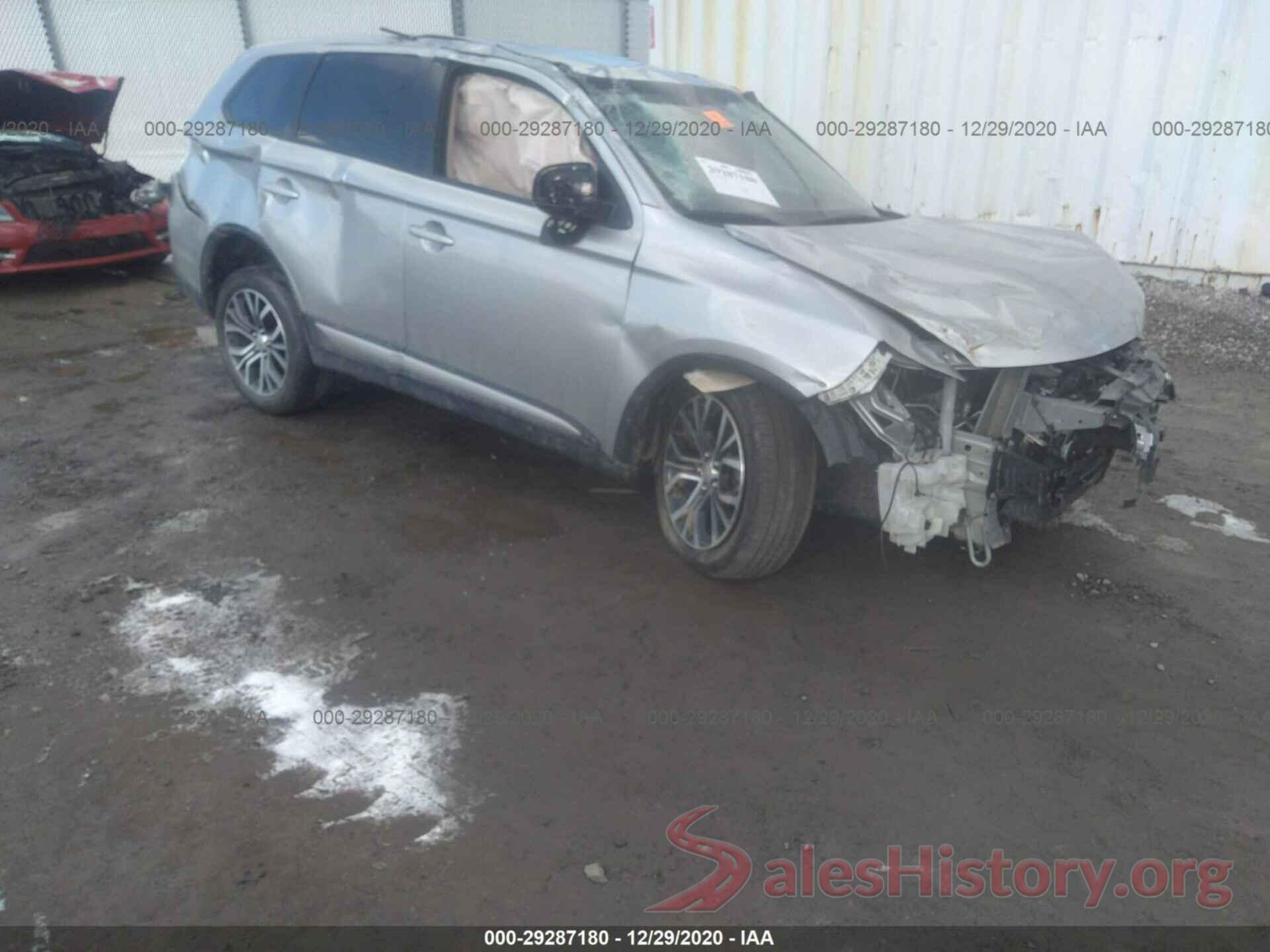 JA4AZ3A3XJZ057401 2018 MITSUBISHI OUTLANDER