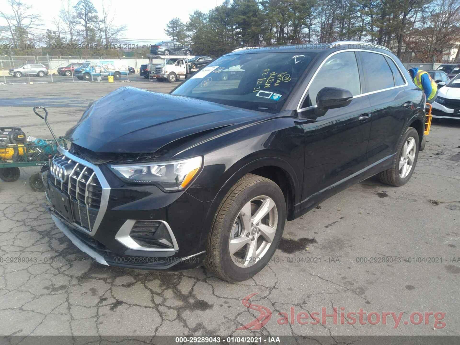 WA1AECF3XL1077671 2020 AUDI Q3