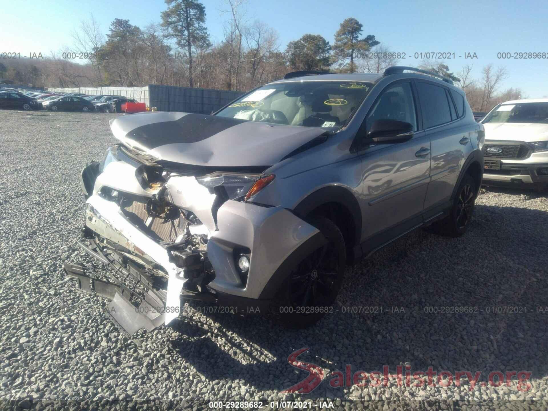 2T3RFREV9JW738536 2018 TOYOTA RAV4