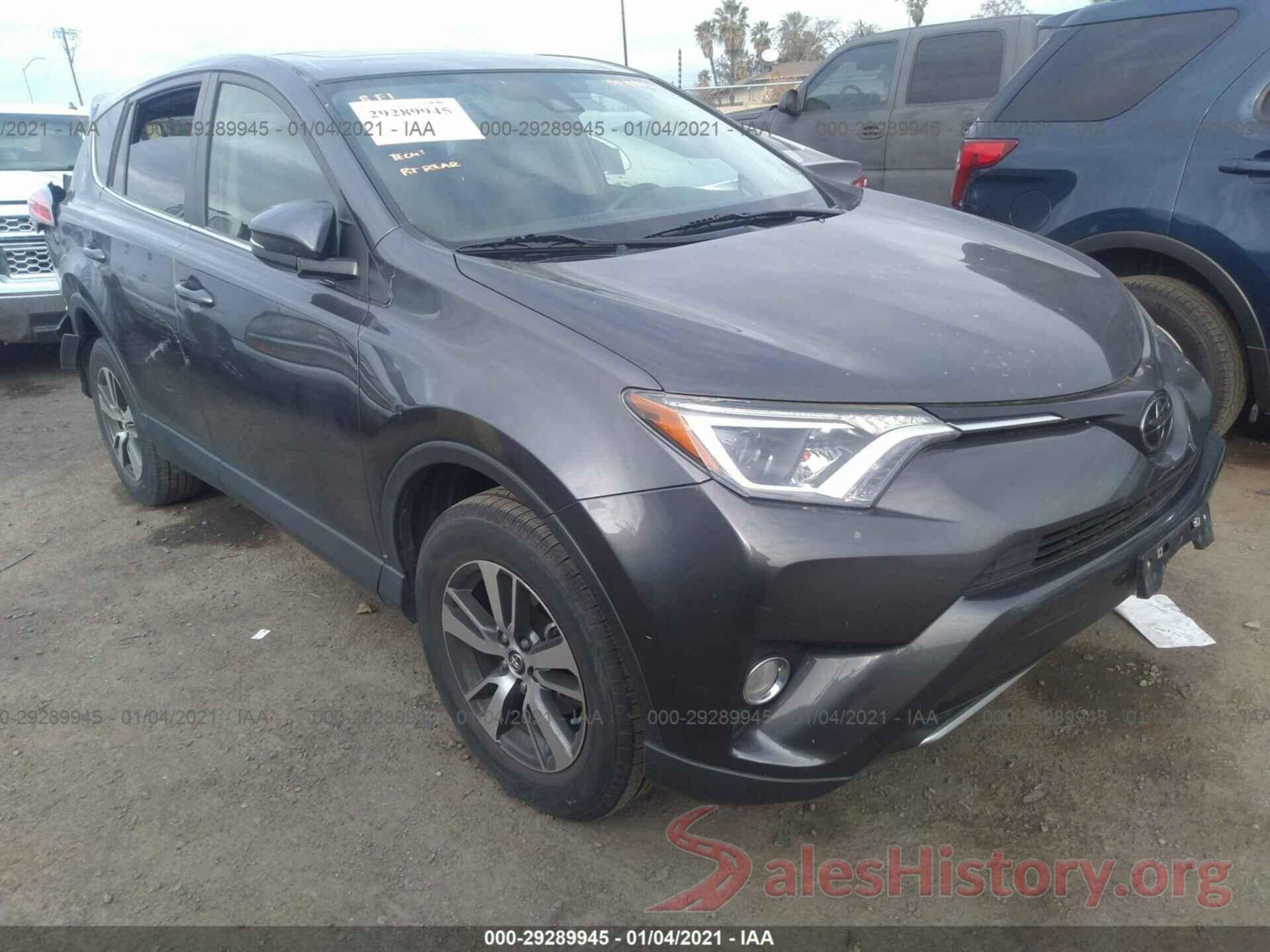 JTMRFREV8JJ722181 2018 TOYOTA RAV4