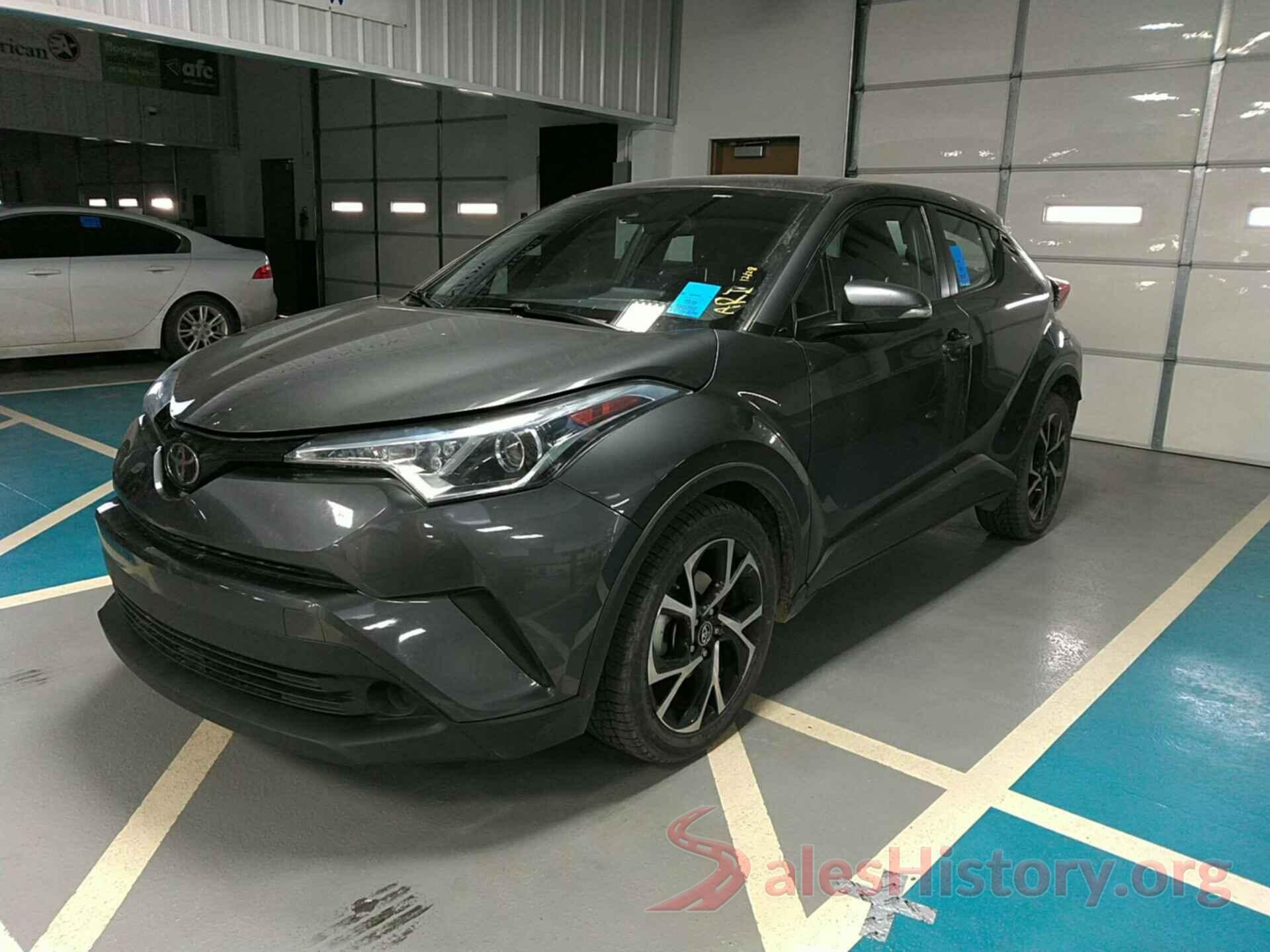 NMTKHMBX7JR048417 2018 TOYOTA C-HR