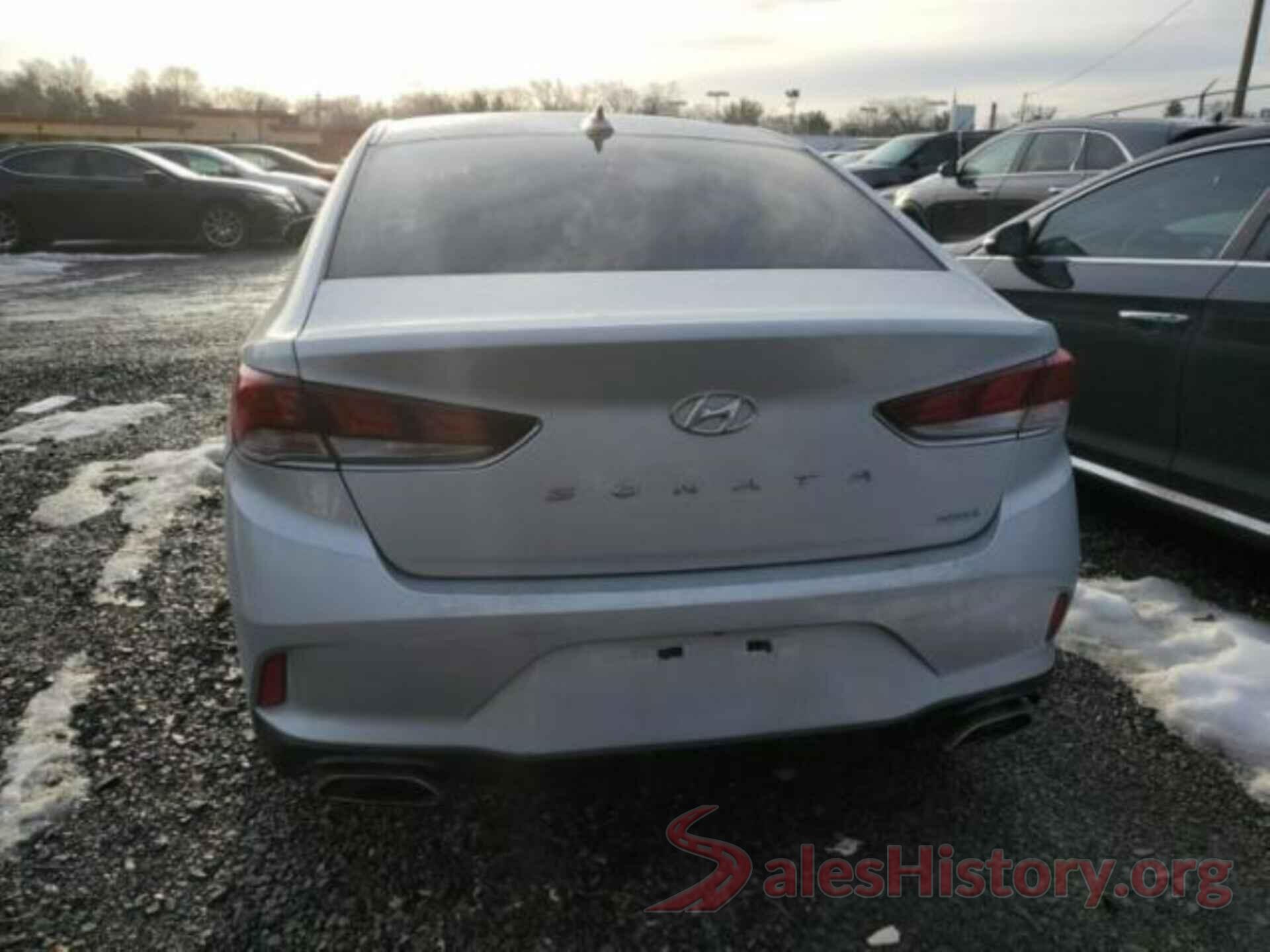 5NPE34AF6JH697363 2018 HYUNDAI SONATA