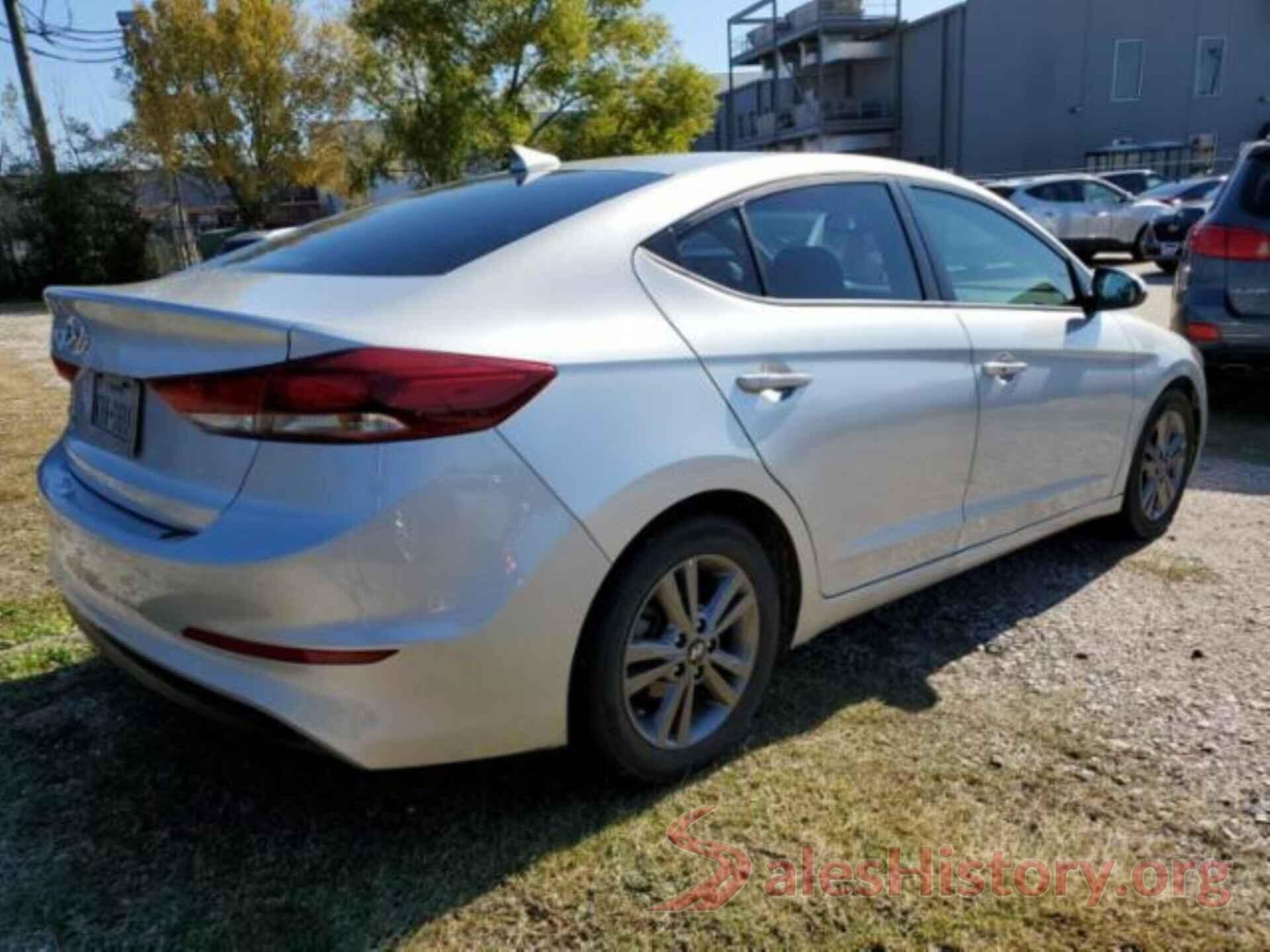 5NPD84LF8JH301346 2018 HYUNDAI ELANTRA