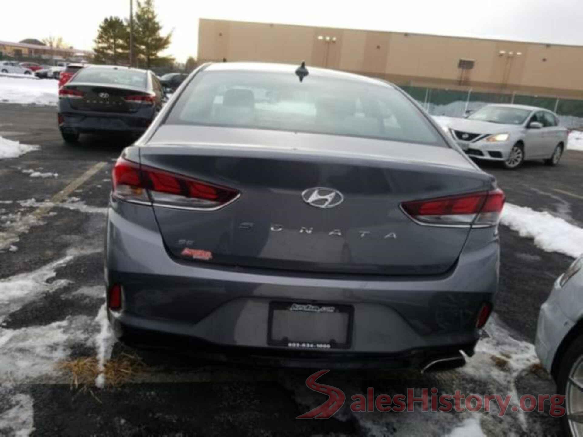 5NPE24AF0JH613640 2018 HYUNDAI SONATA