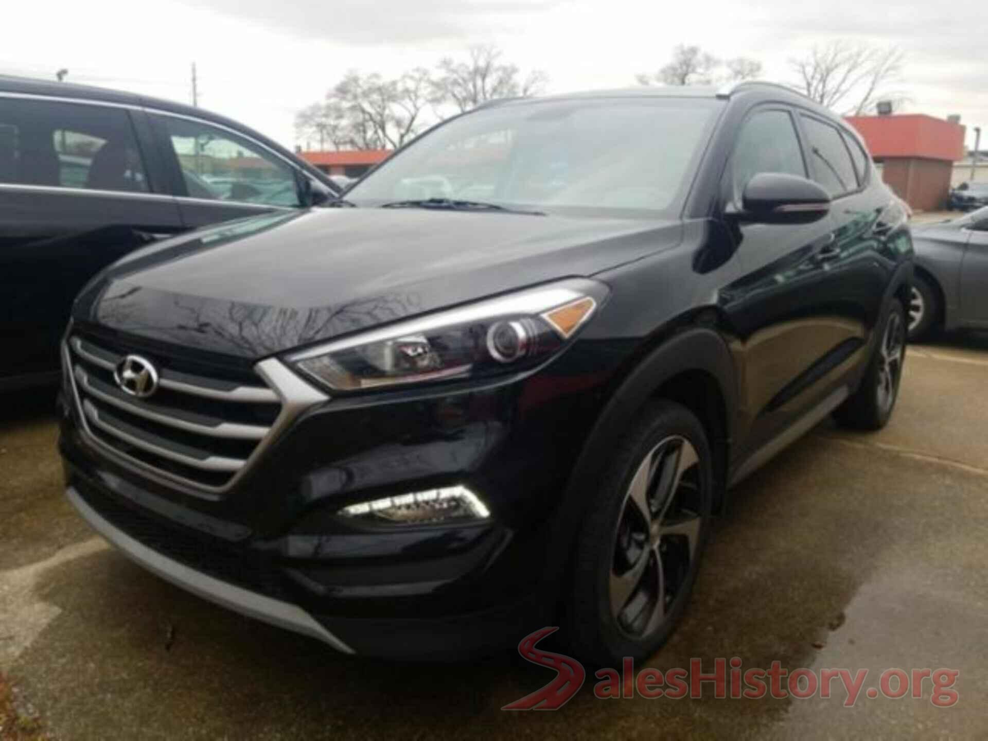 KM8J3CA24HU342208 2017 HYUNDAI TUCSON