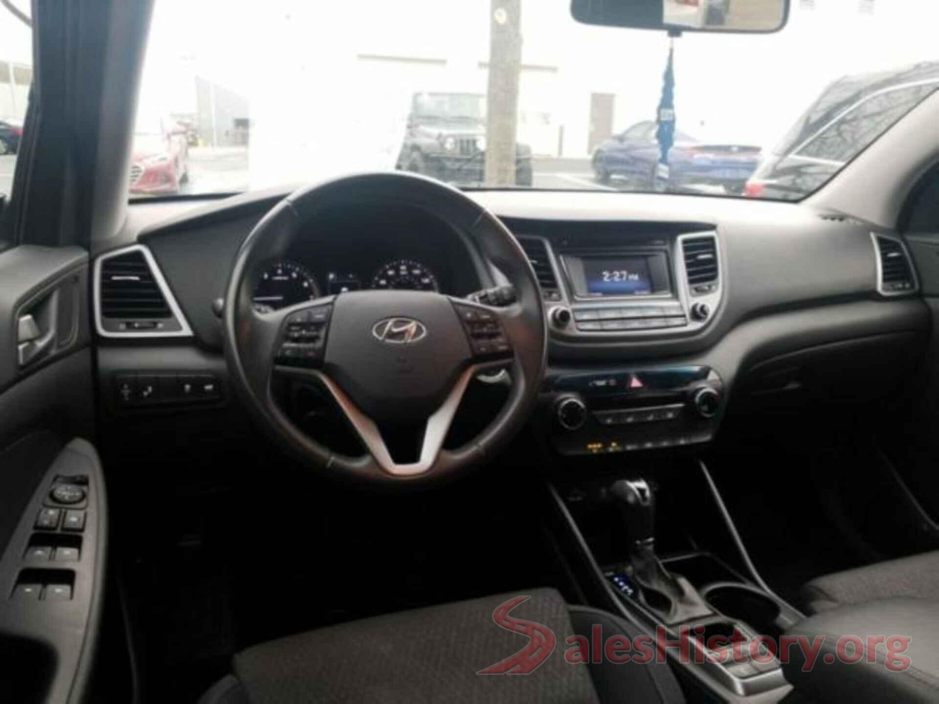 KM8J3CA24HU342208 2017 HYUNDAI TUCSON