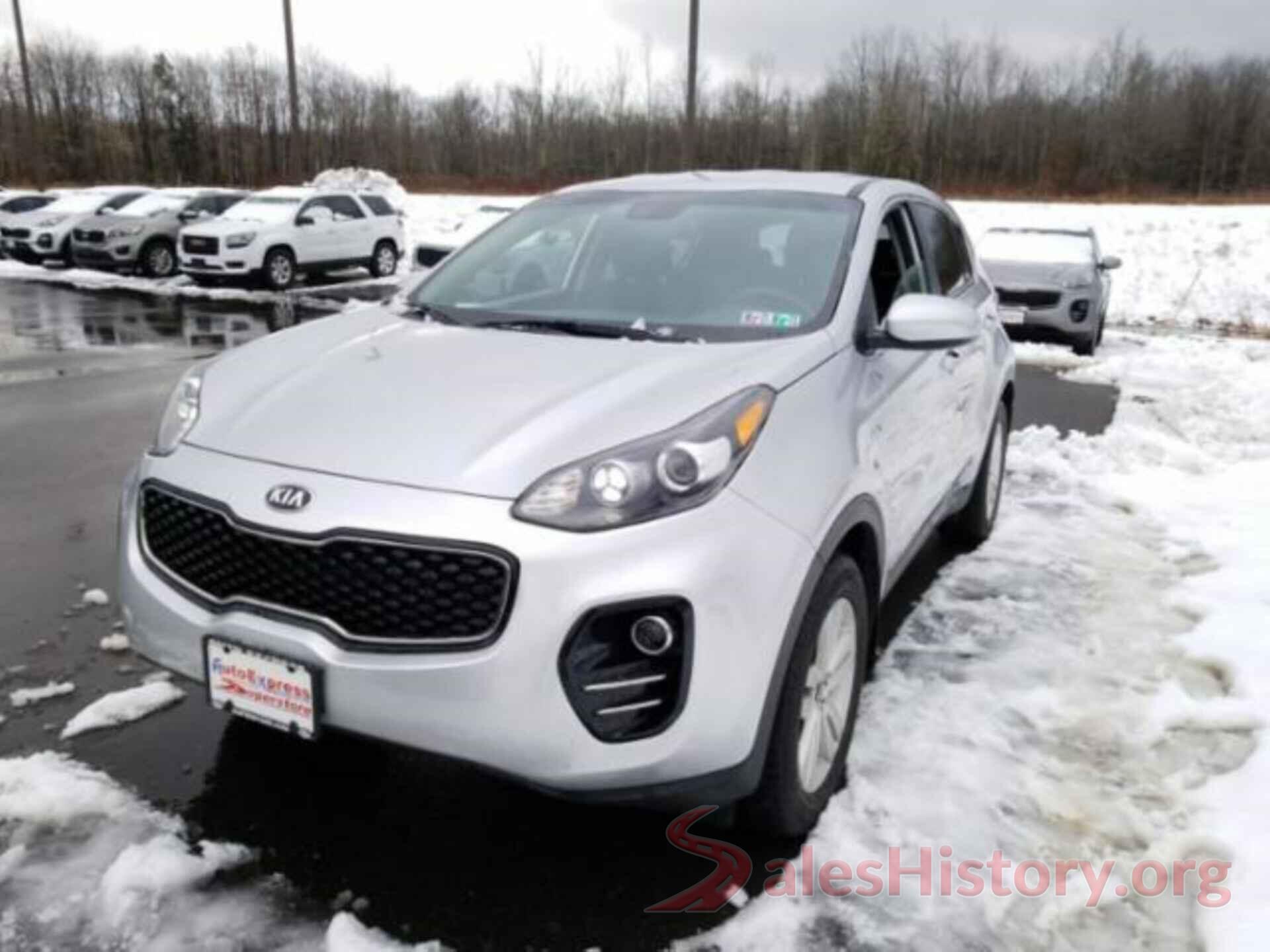 KNDPMCAC6J7419833 2018 KIA SPORTAGE