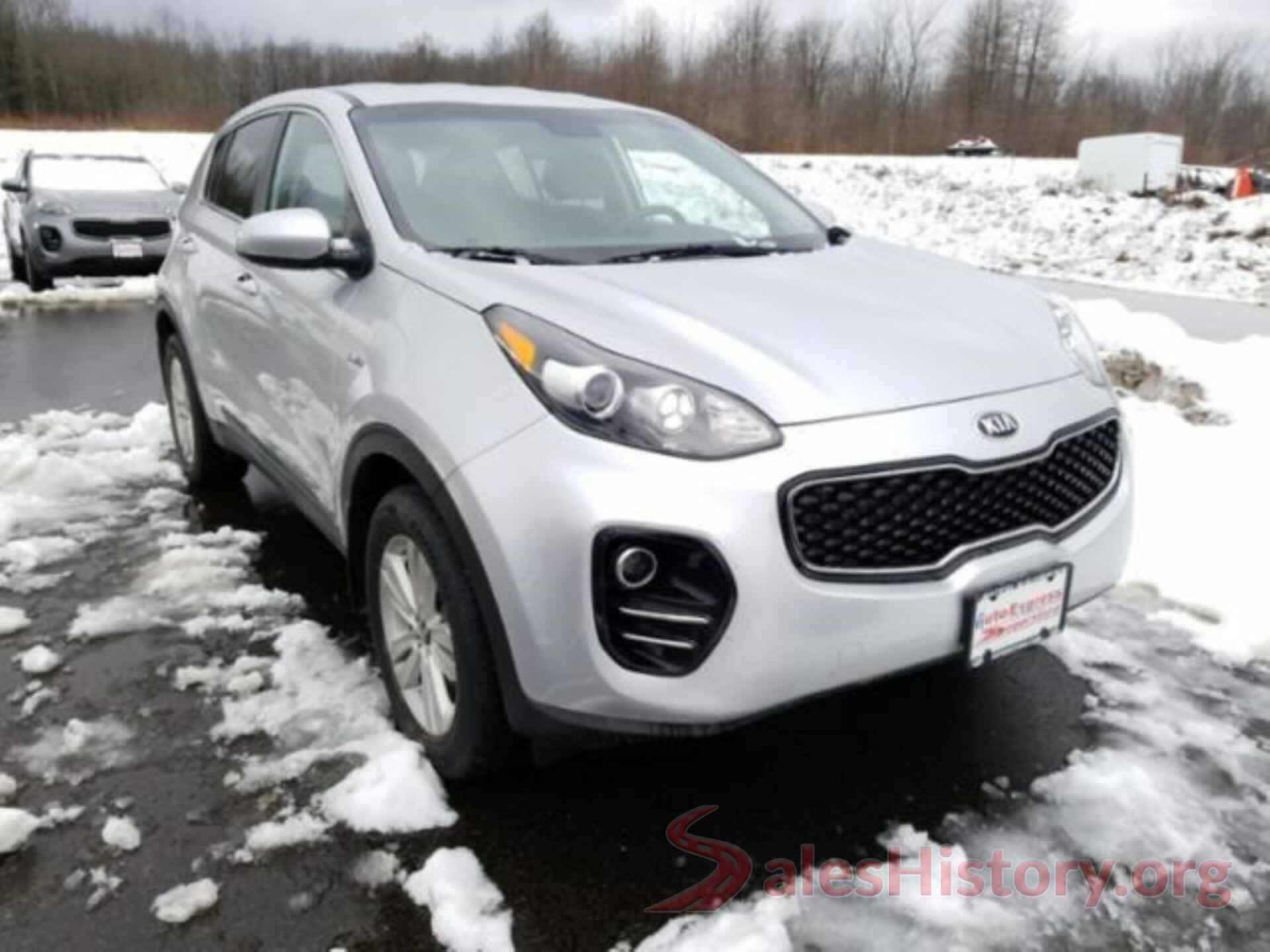 KNDPMCAC6J7419833 2018 KIA SPORTAGE