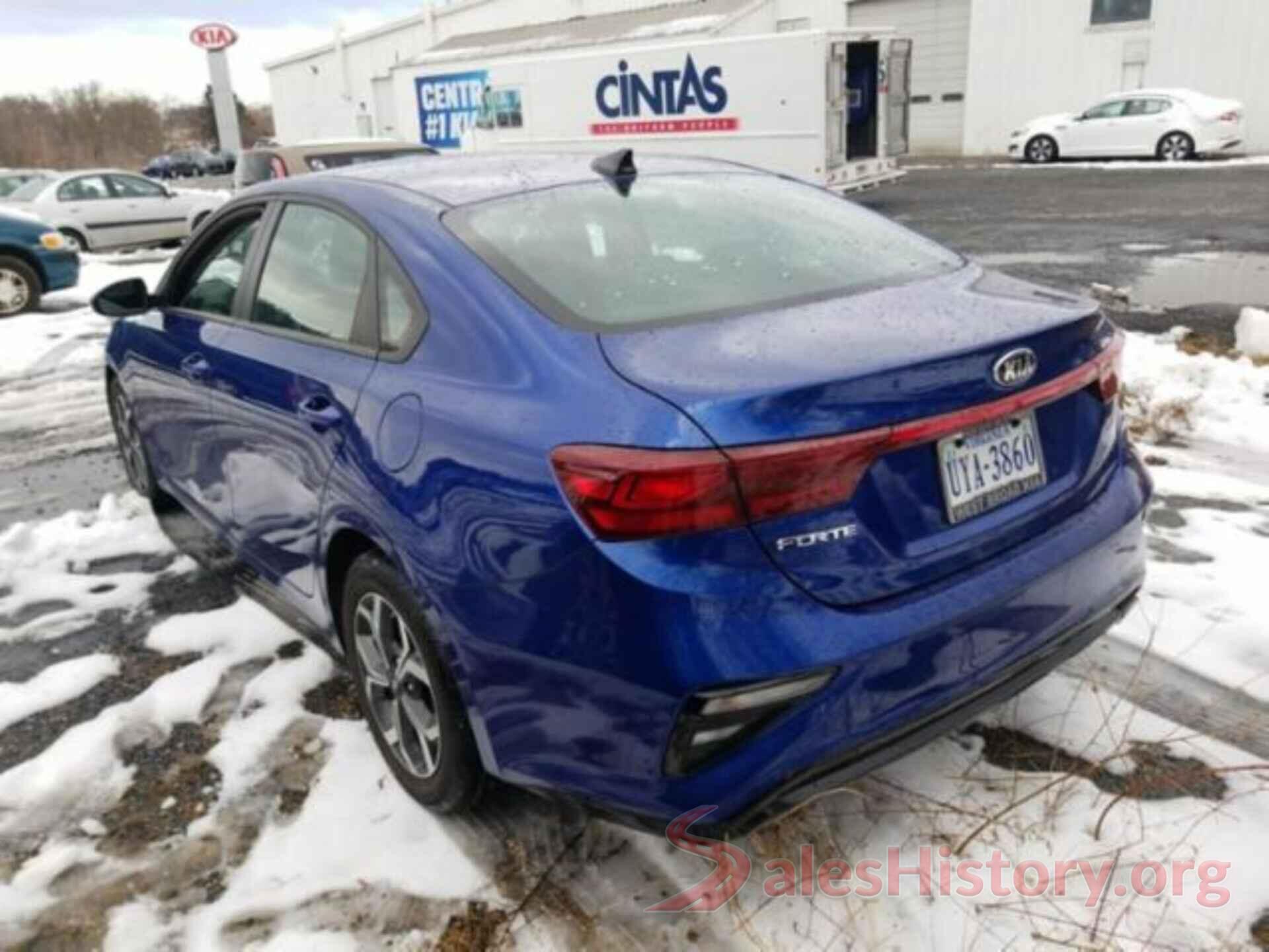 3KPF24AD1KE018725 2019 KIA FORTE