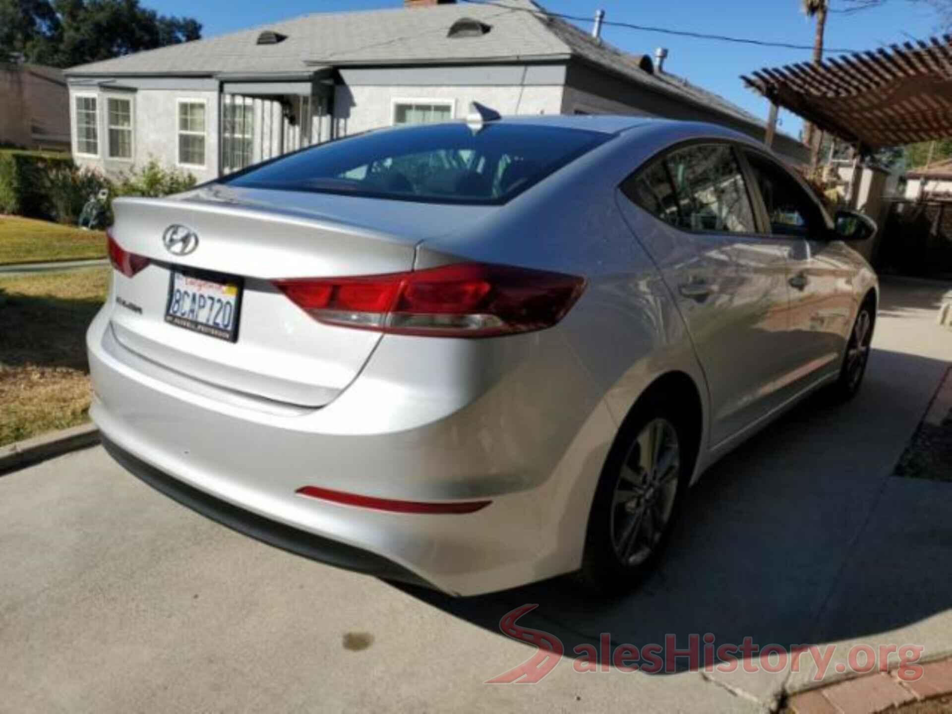 5NPD84LF5JH240151 2018 HYUNDAI ELANTRA