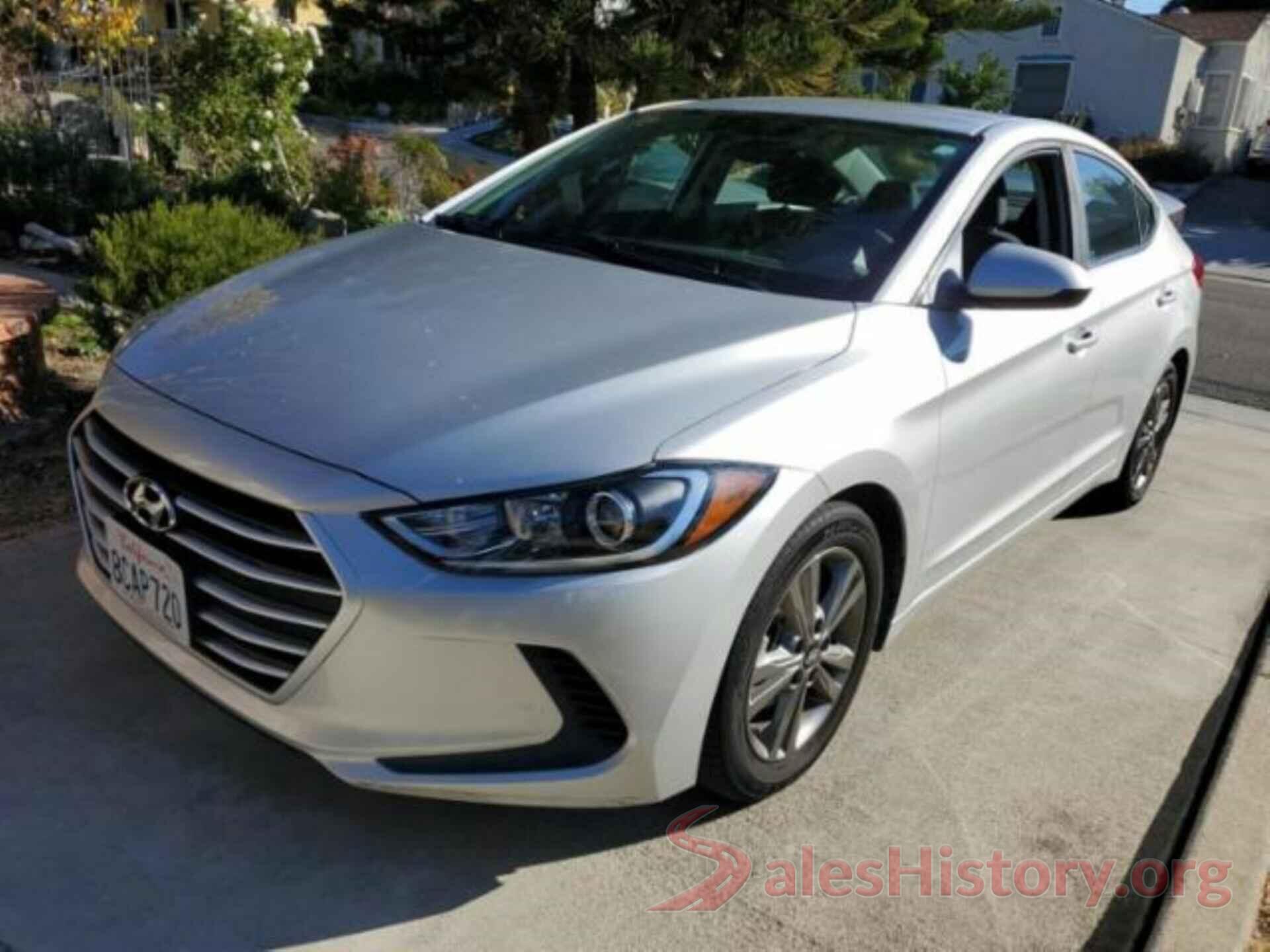 5NPD84LF5JH240151 2018 HYUNDAI ELANTRA