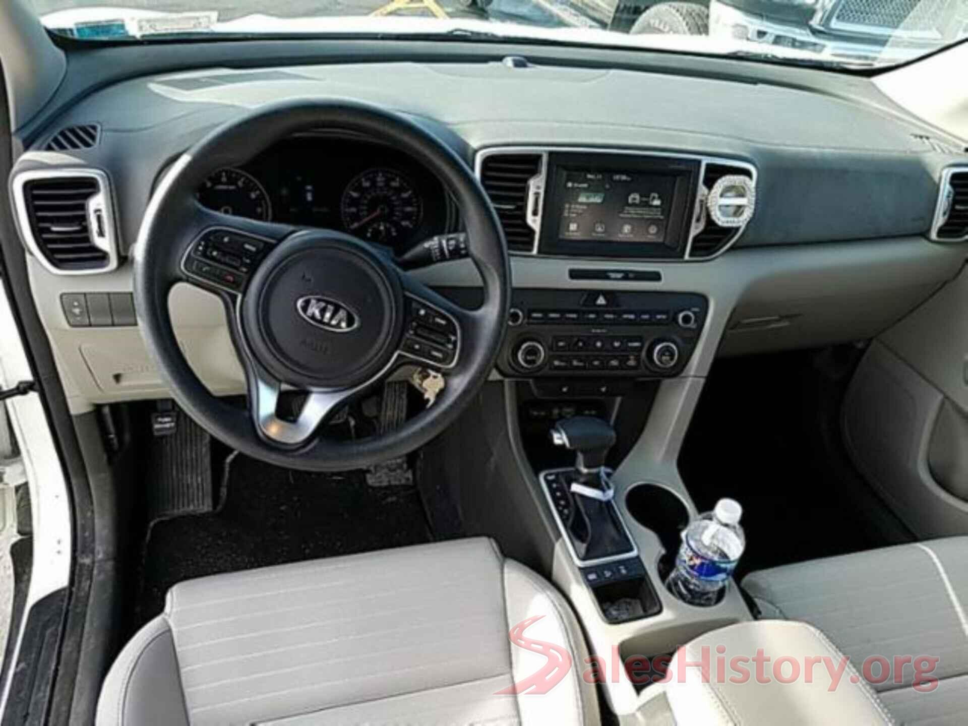 KNDPMCAC0J7378776 2018 KIA SPORTAGE