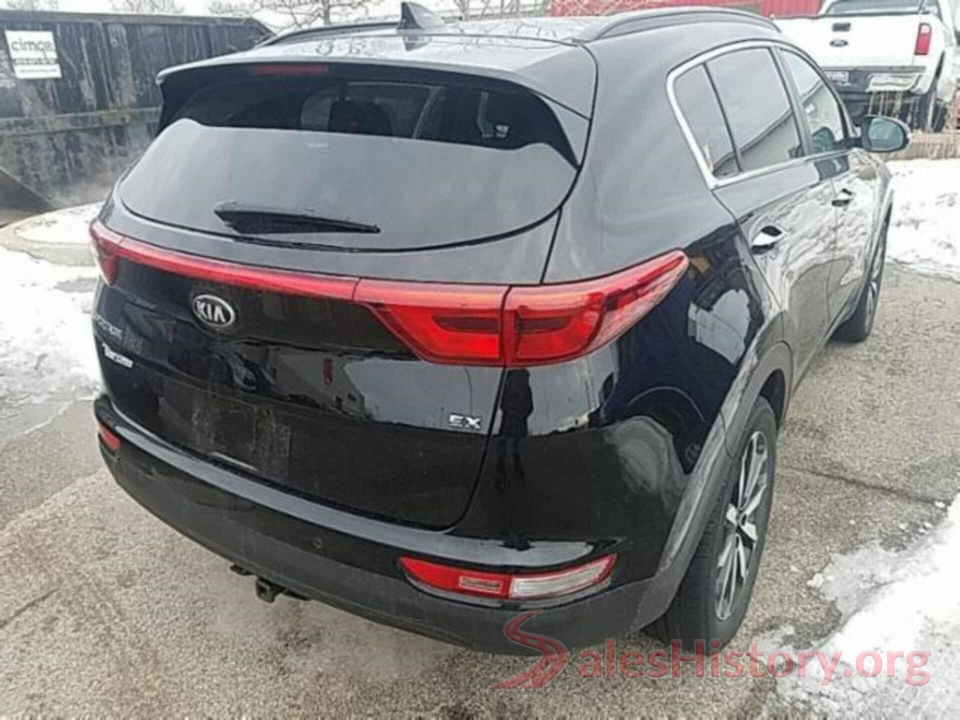 KNDPNCAC9J7421914 2018 KIA SPORTAGE