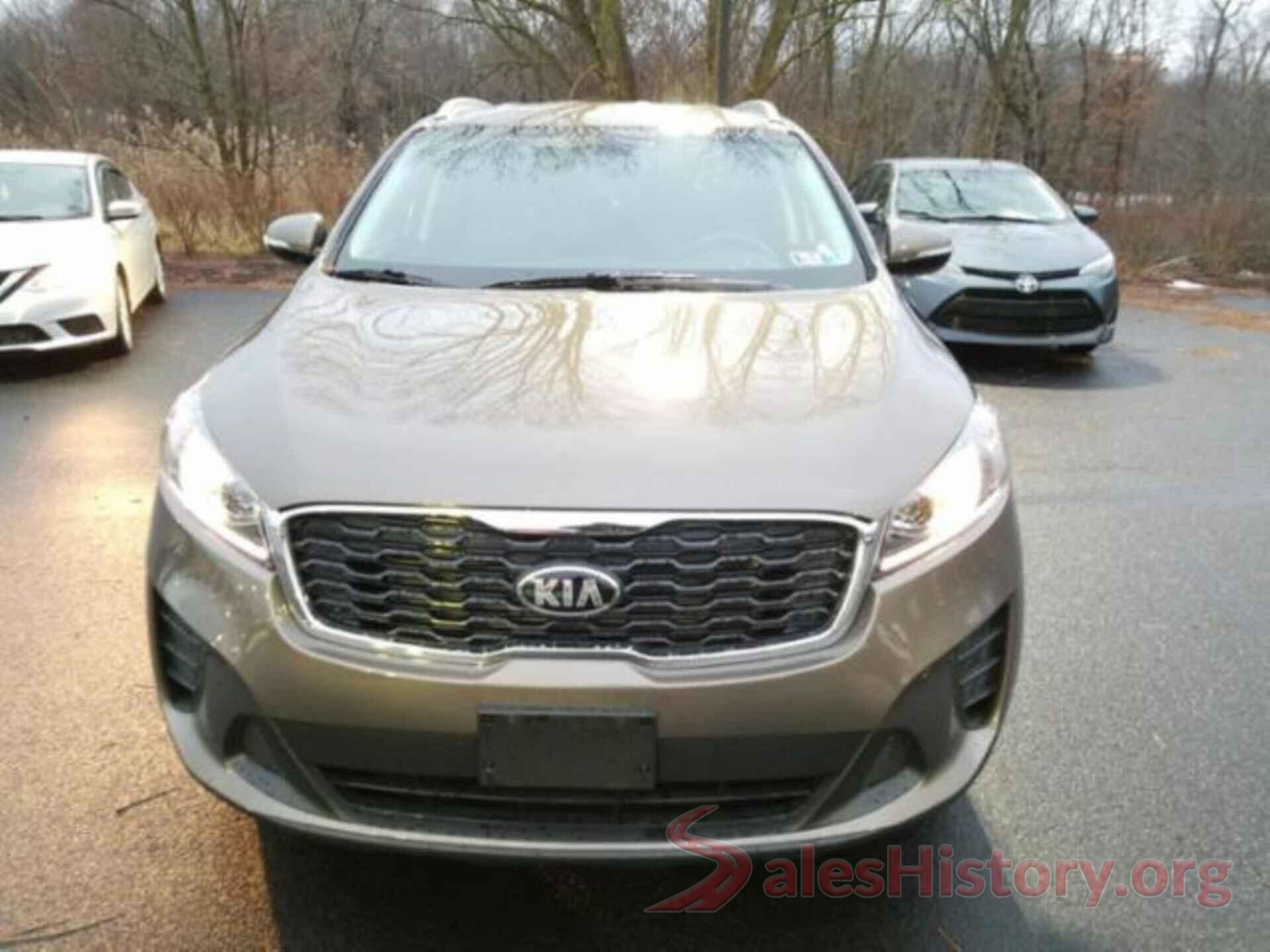 5XYPGDA32KG561243 2019 KIA SORENTO