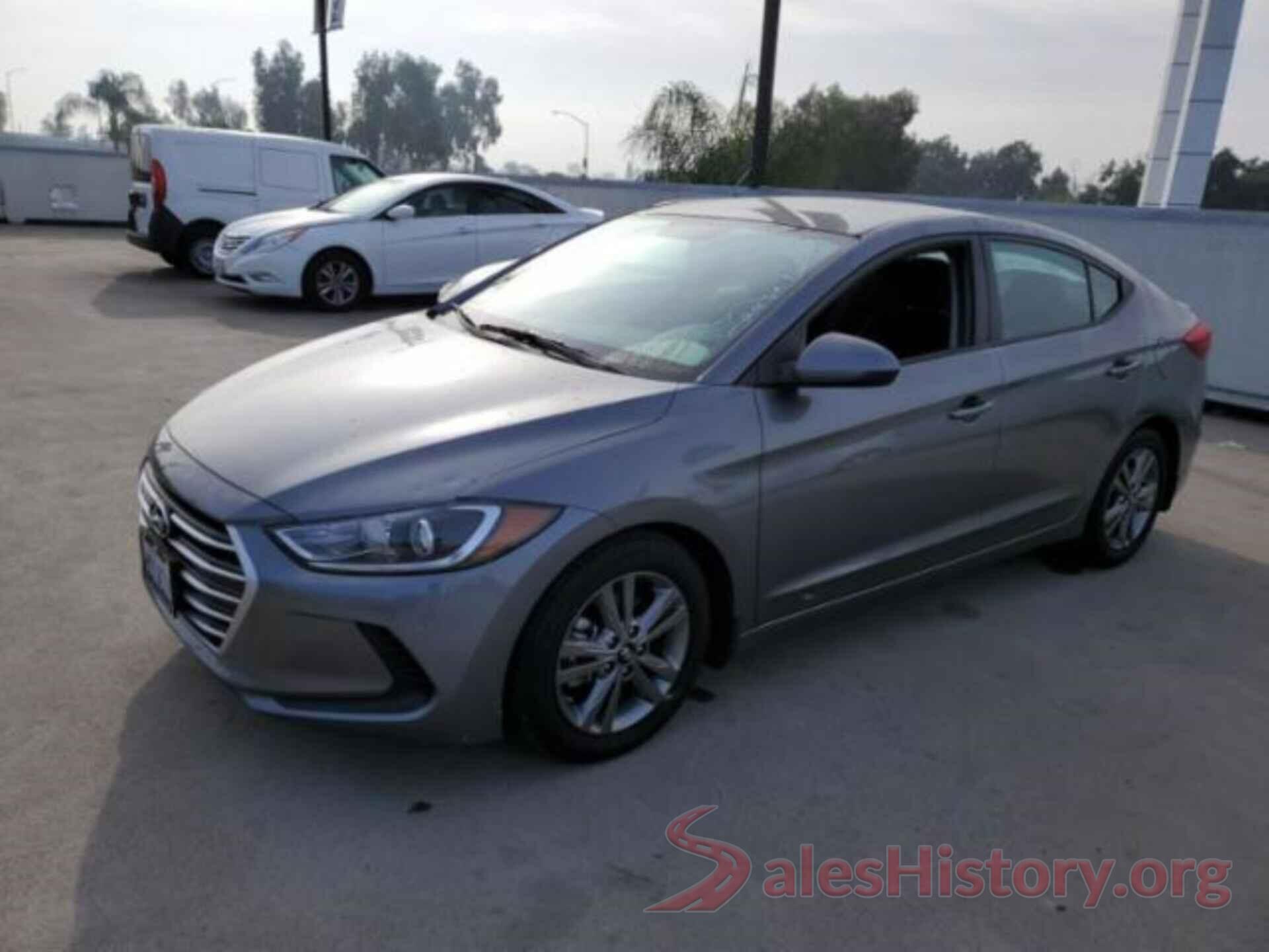 5NPD84LF9JH261410 2018 HYUNDAI ELANTRA