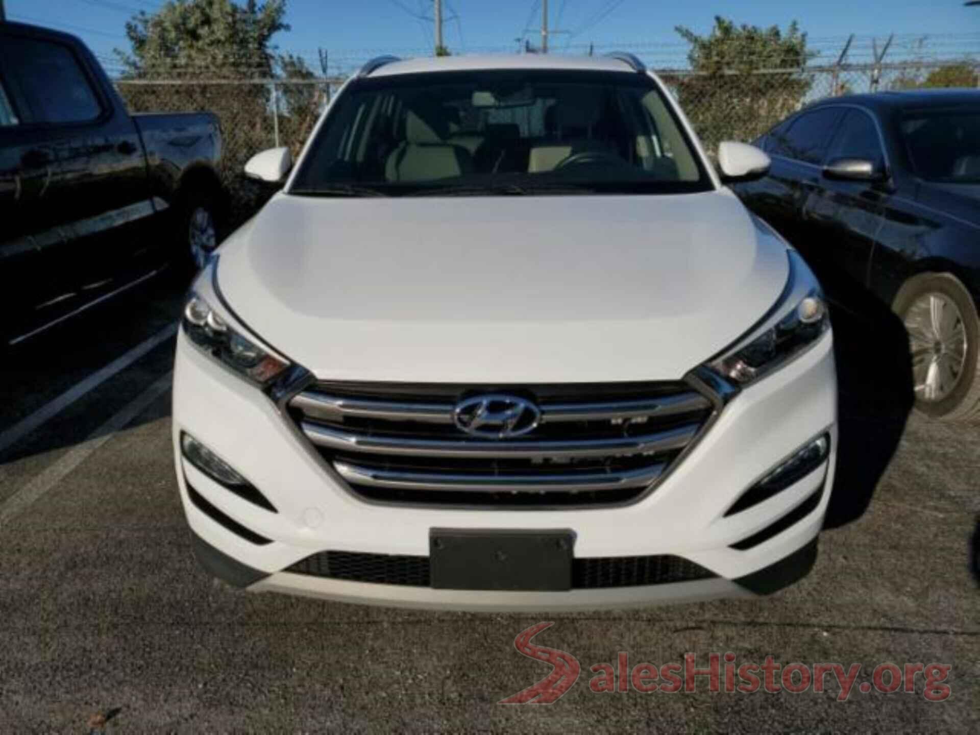 KM8J3CA28JU630495 2018 HYUNDAI TUCSON