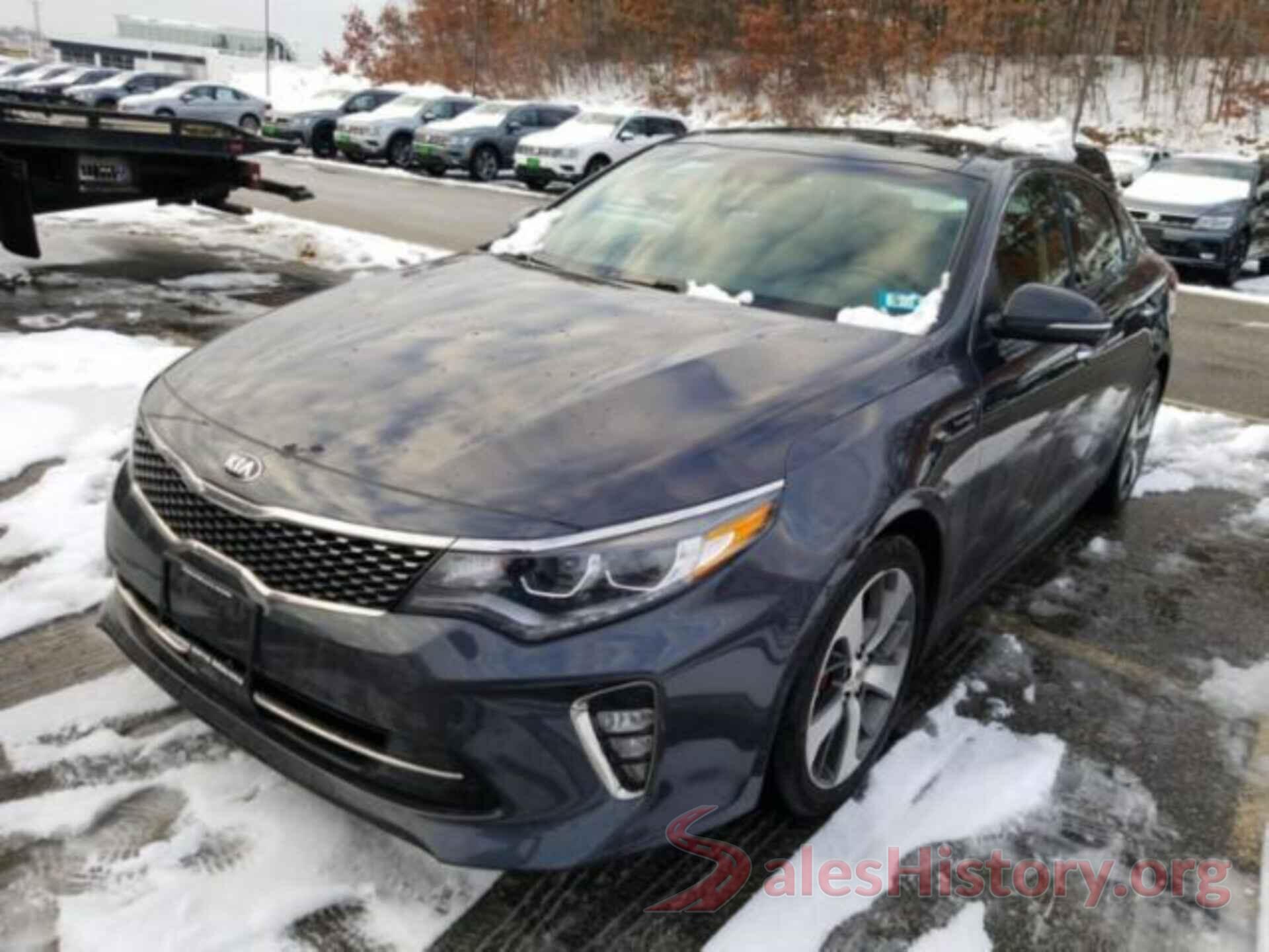 5XXGW4L26JG195944 2018 KIA OPTIMA