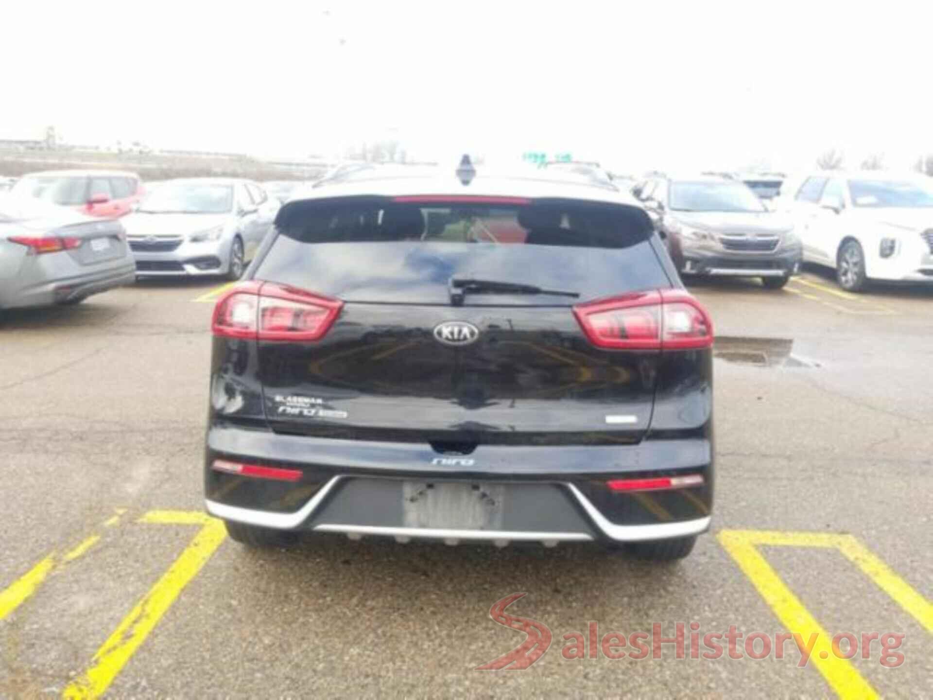 KNDCC3LC0H5065392 2017 KIA NIRO