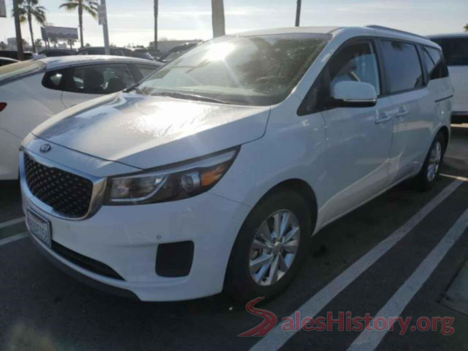 KNDMB5C1XJ6390312 2018 KIA SEDONA