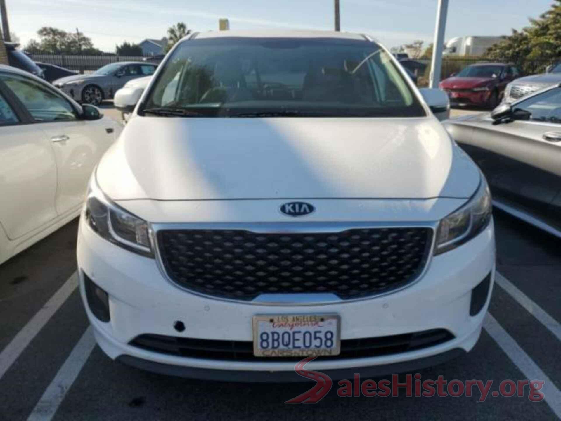 KNDMB5C1XJ6390312 2018 KIA SEDONA