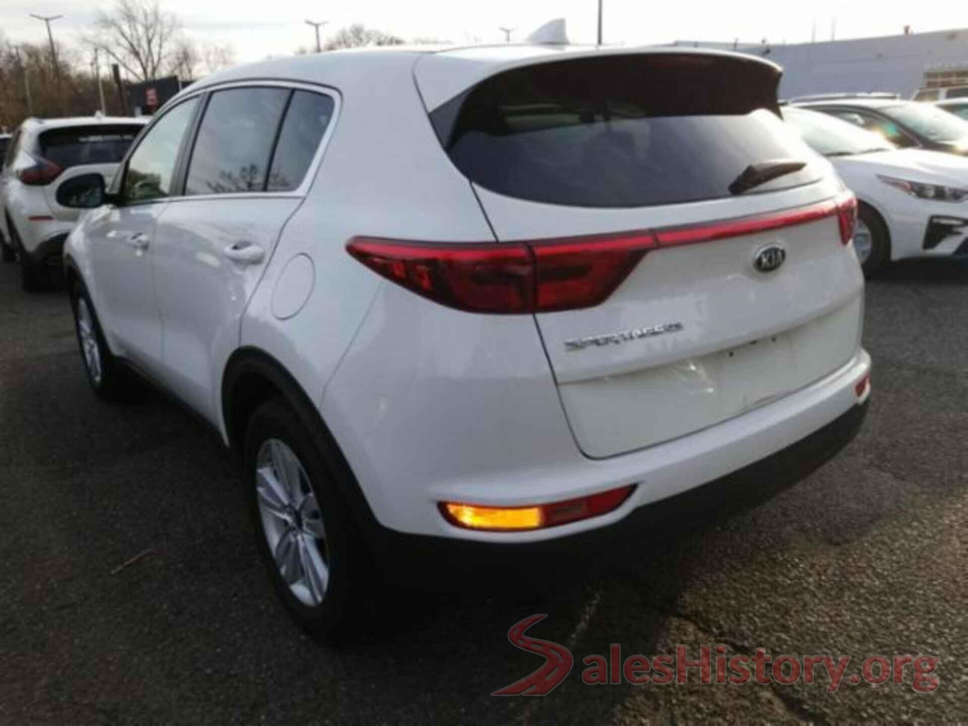 KNDPM3AC0J7301261 2018 KIA SPORTAGE