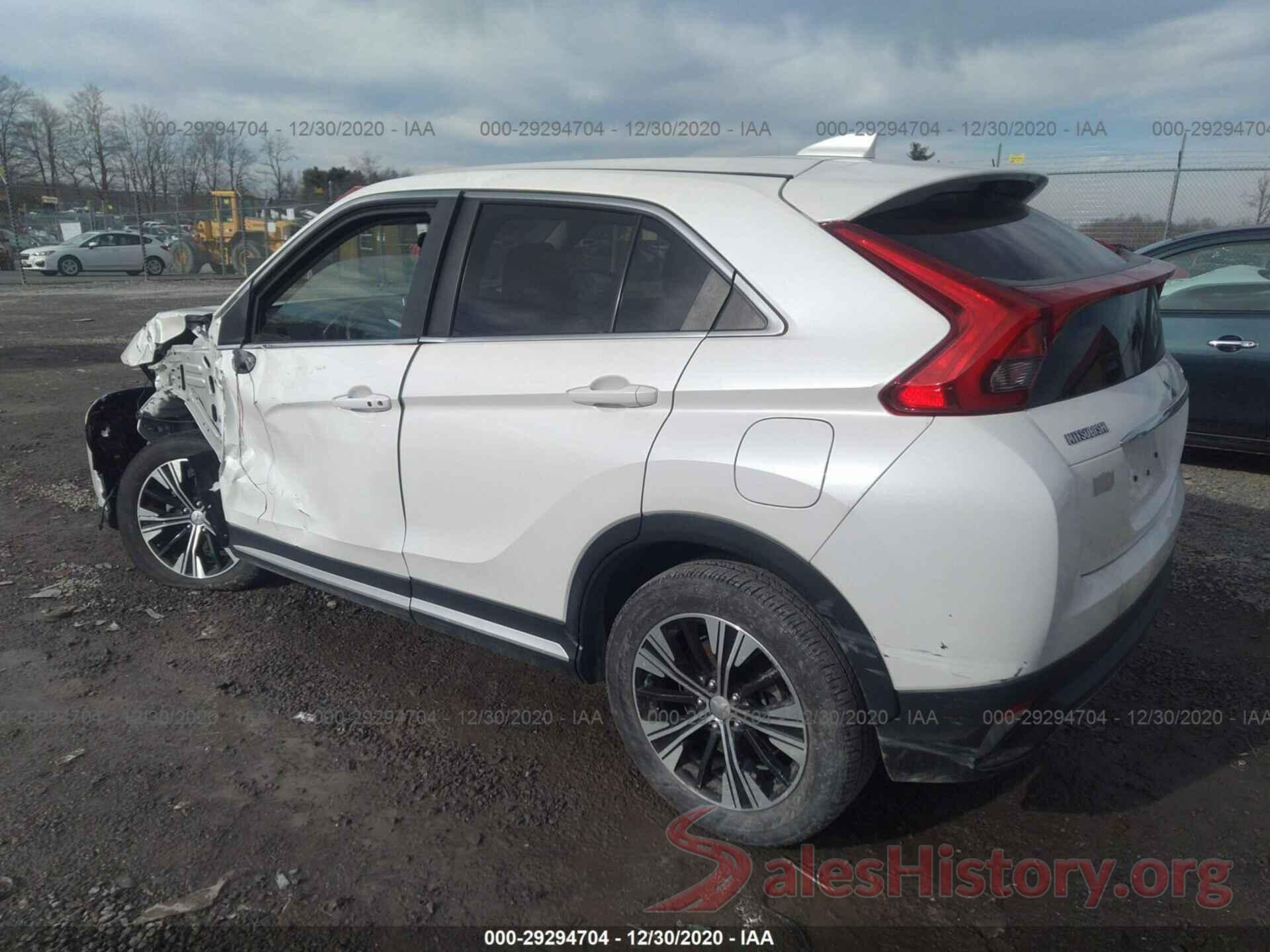 JA4AT5AA5JZ038511 2018 MITSUBISHI ECLIPSE CROSS