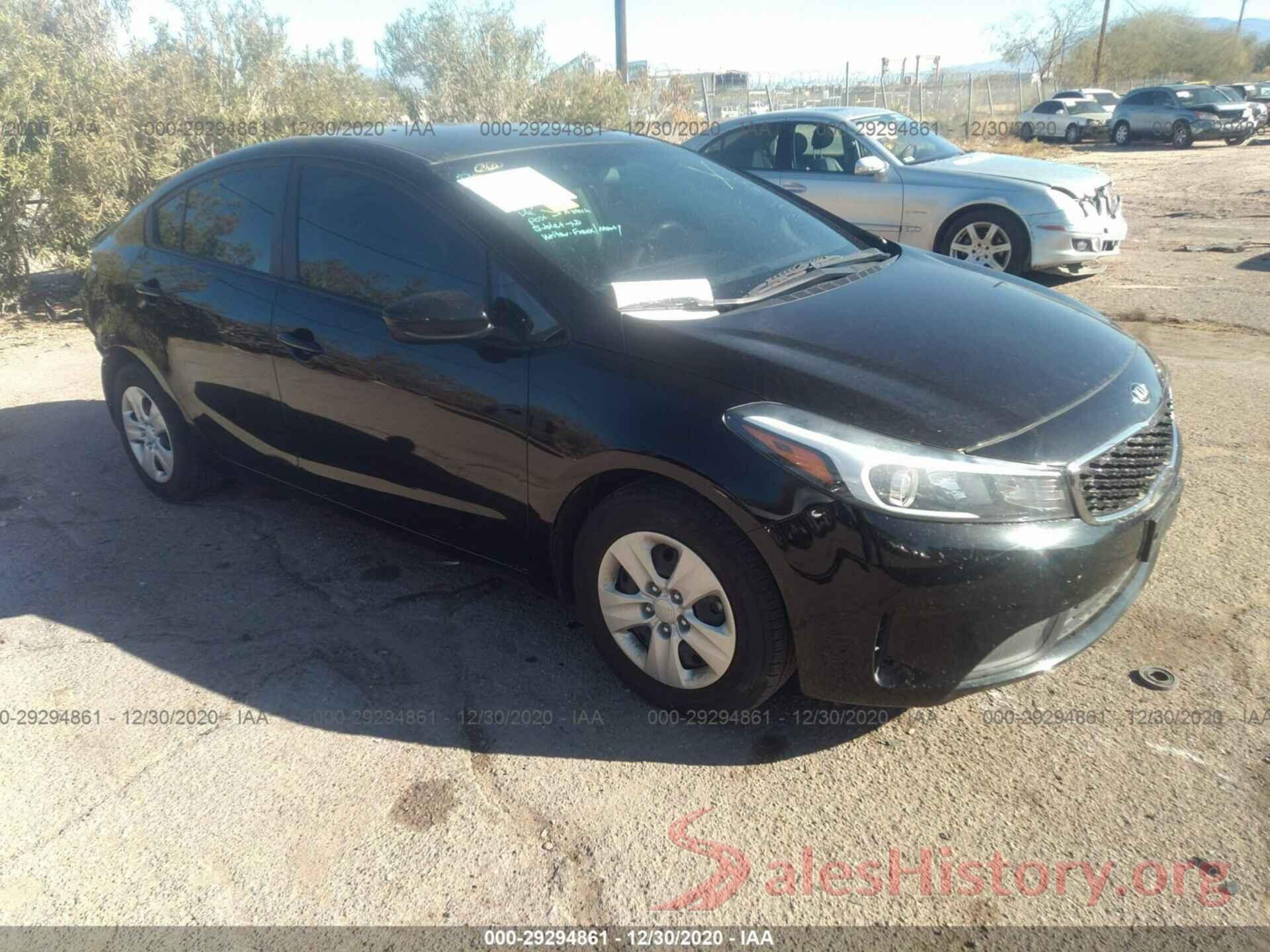 3KPFK4A75HE047275 2017 KIA FORTE