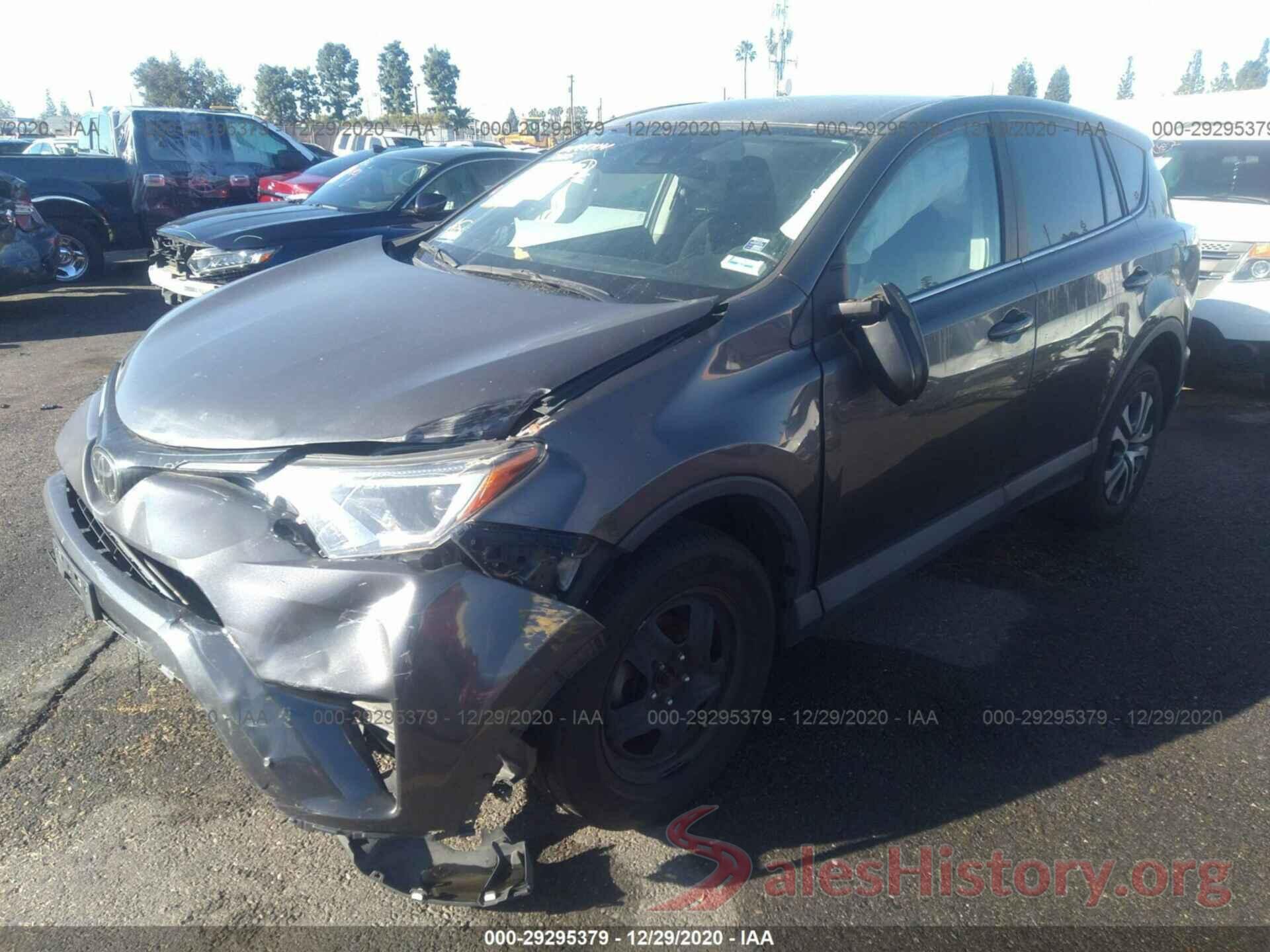 2T3ZFREV9JW441685 2018 TOYOTA RAV4