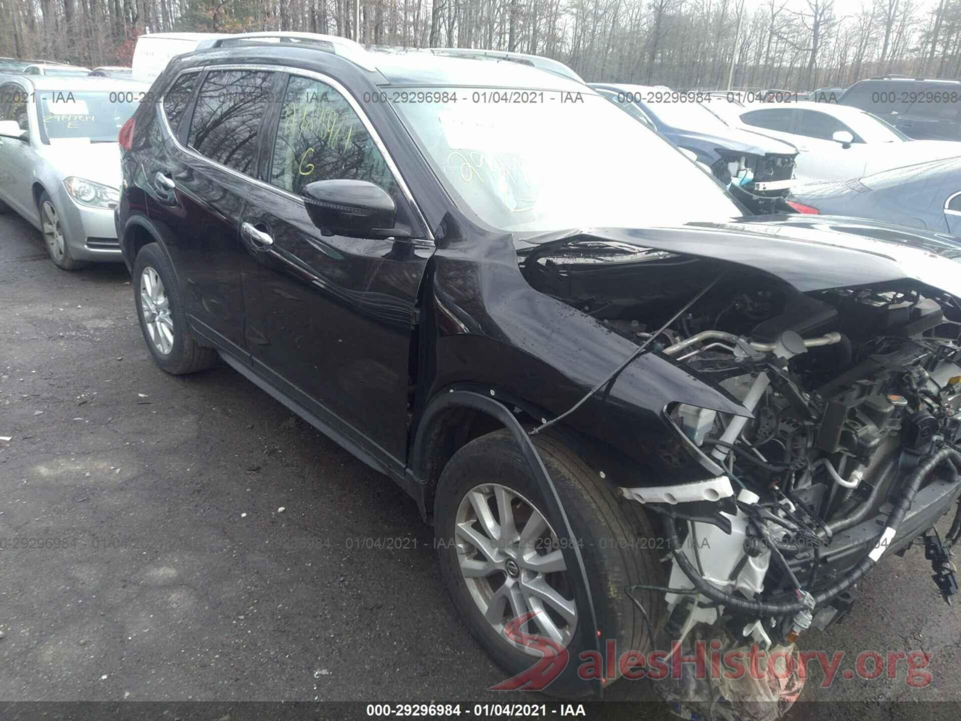 JN8AT2MV2JW305399 2018 NISSAN ROGUE