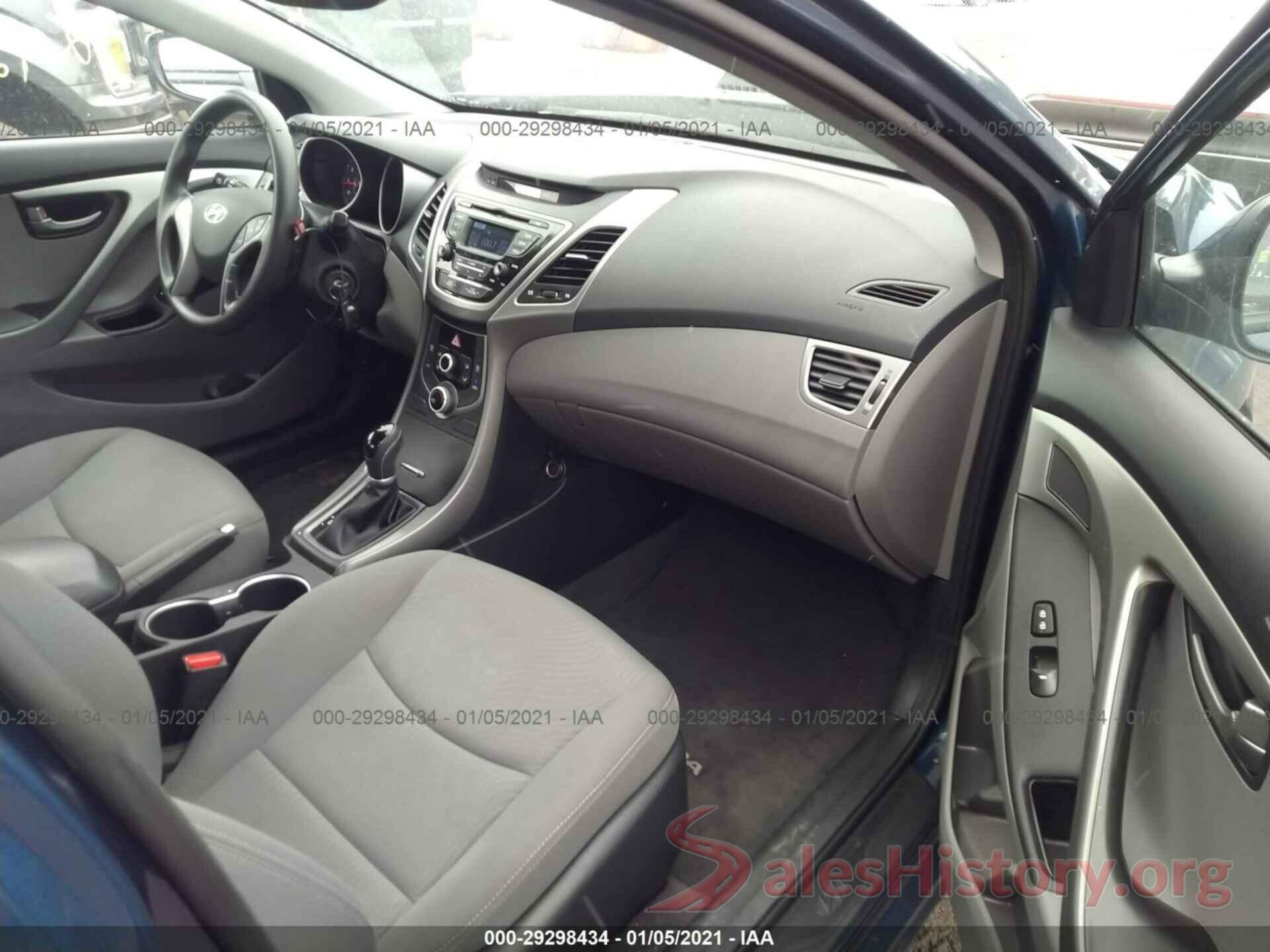 KMHDH4AE0GU618087 2016 HYUNDAI ELANTRA