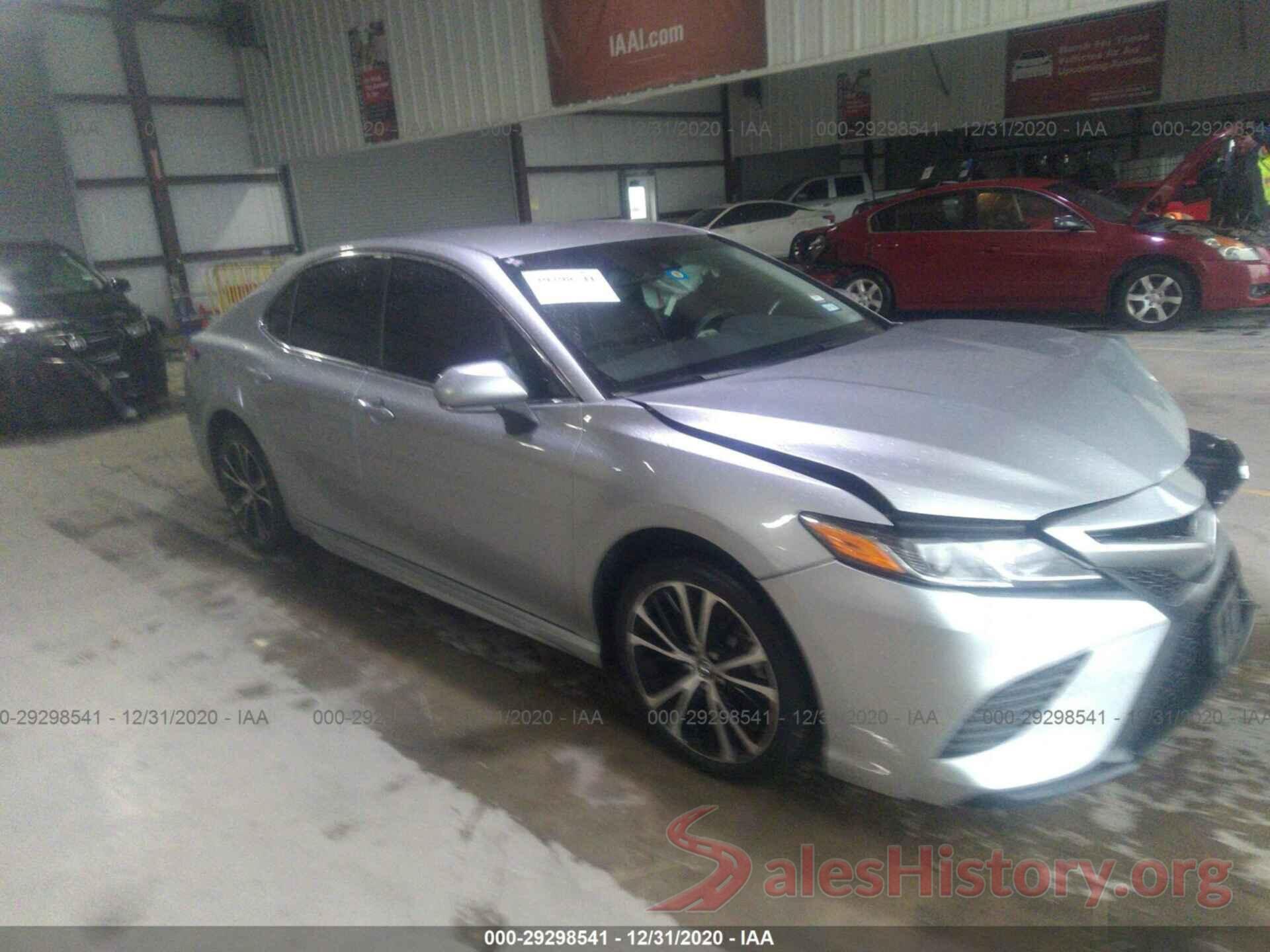 4T1B11HKXJU601228 2018 TOYOTA CAMRY