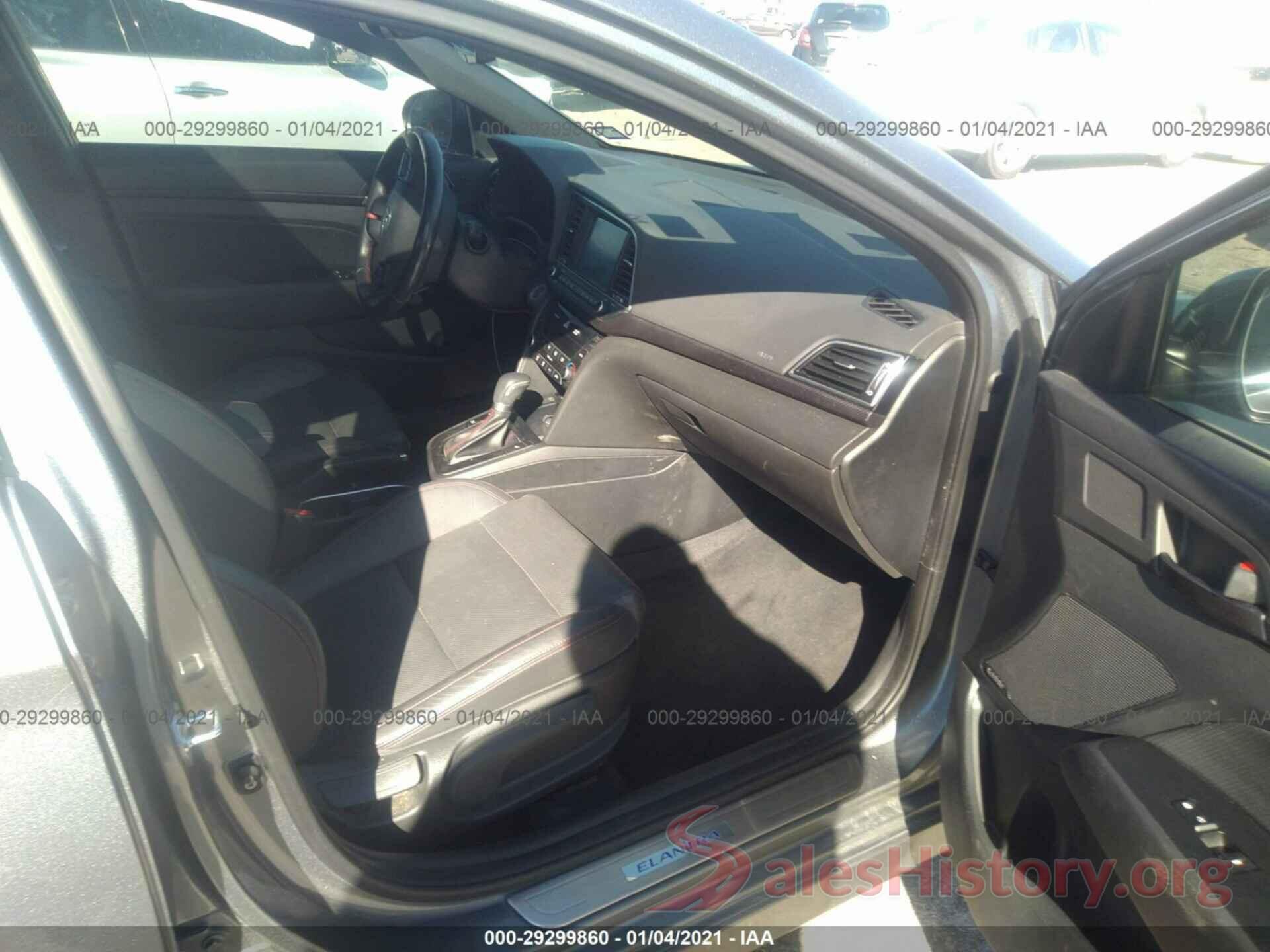 KMHD04LBXJU555128 2018 HYUNDAI ELANTRA