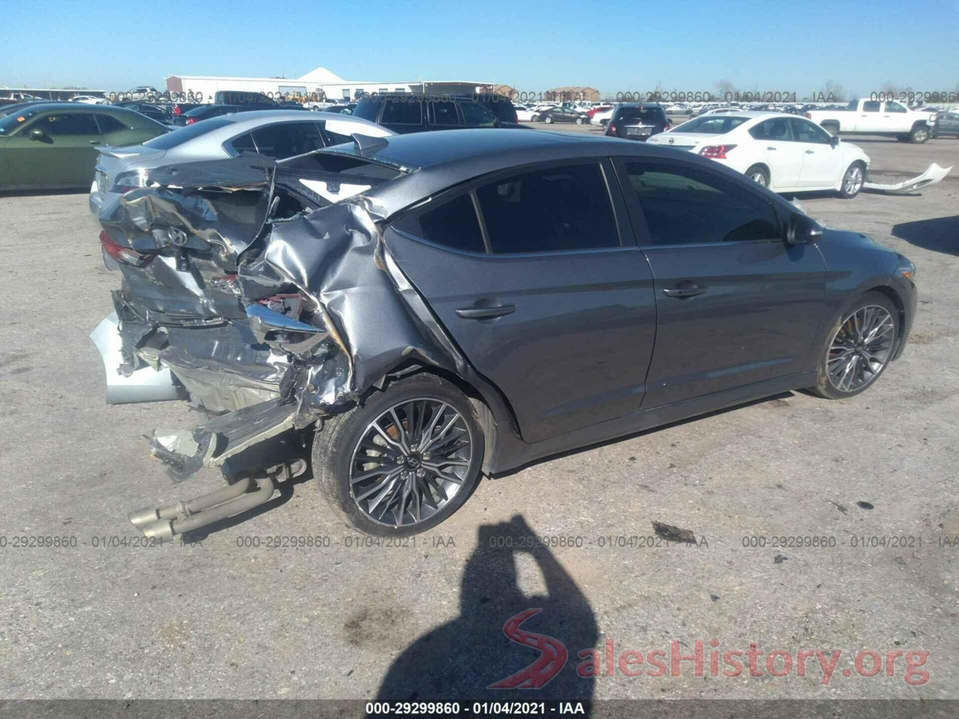 KMHD04LBXJU555128 2018 HYUNDAI ELANTRA