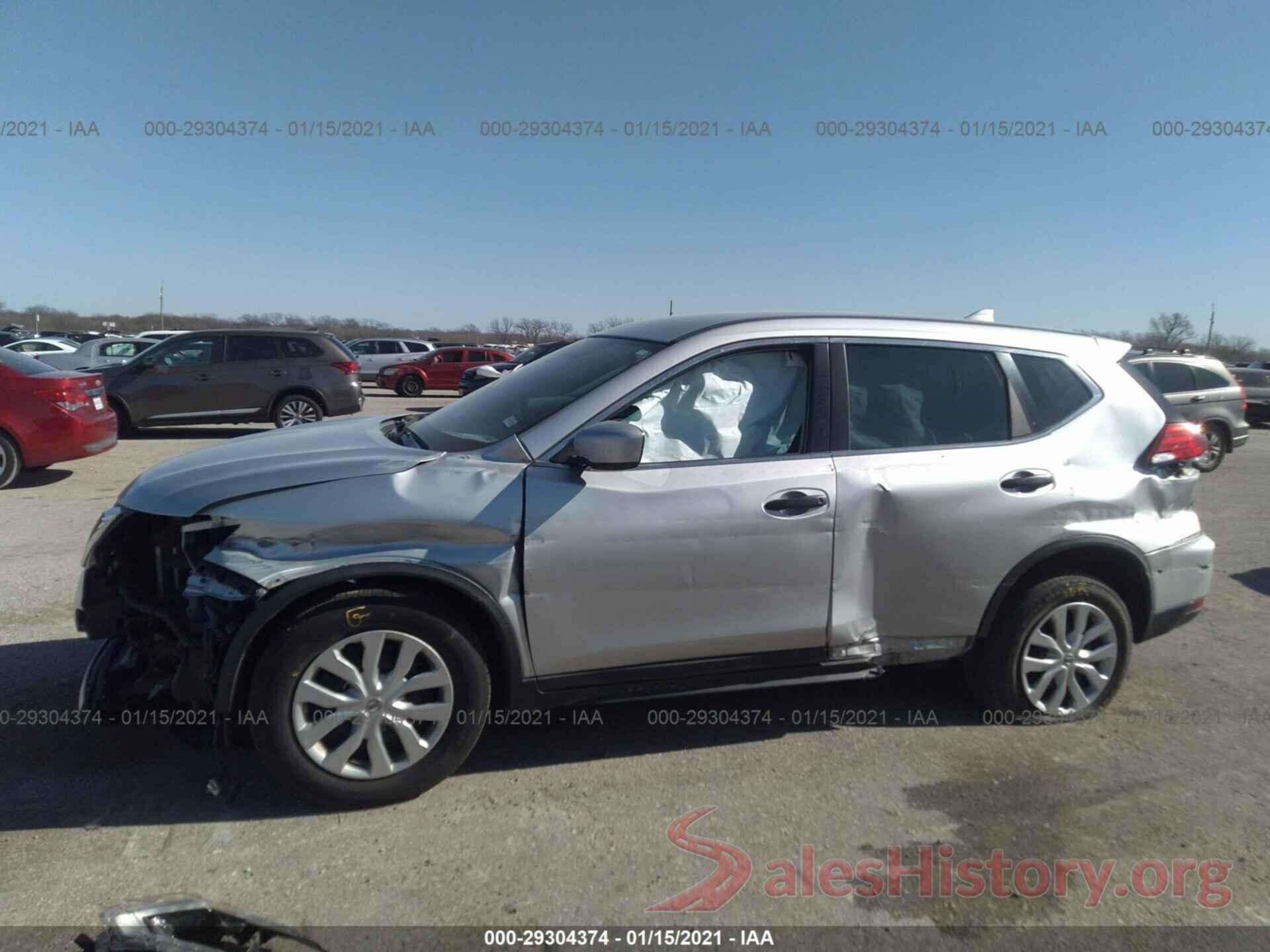 KNMAT2MT6HP608264 2017 NISSAN ROGUE