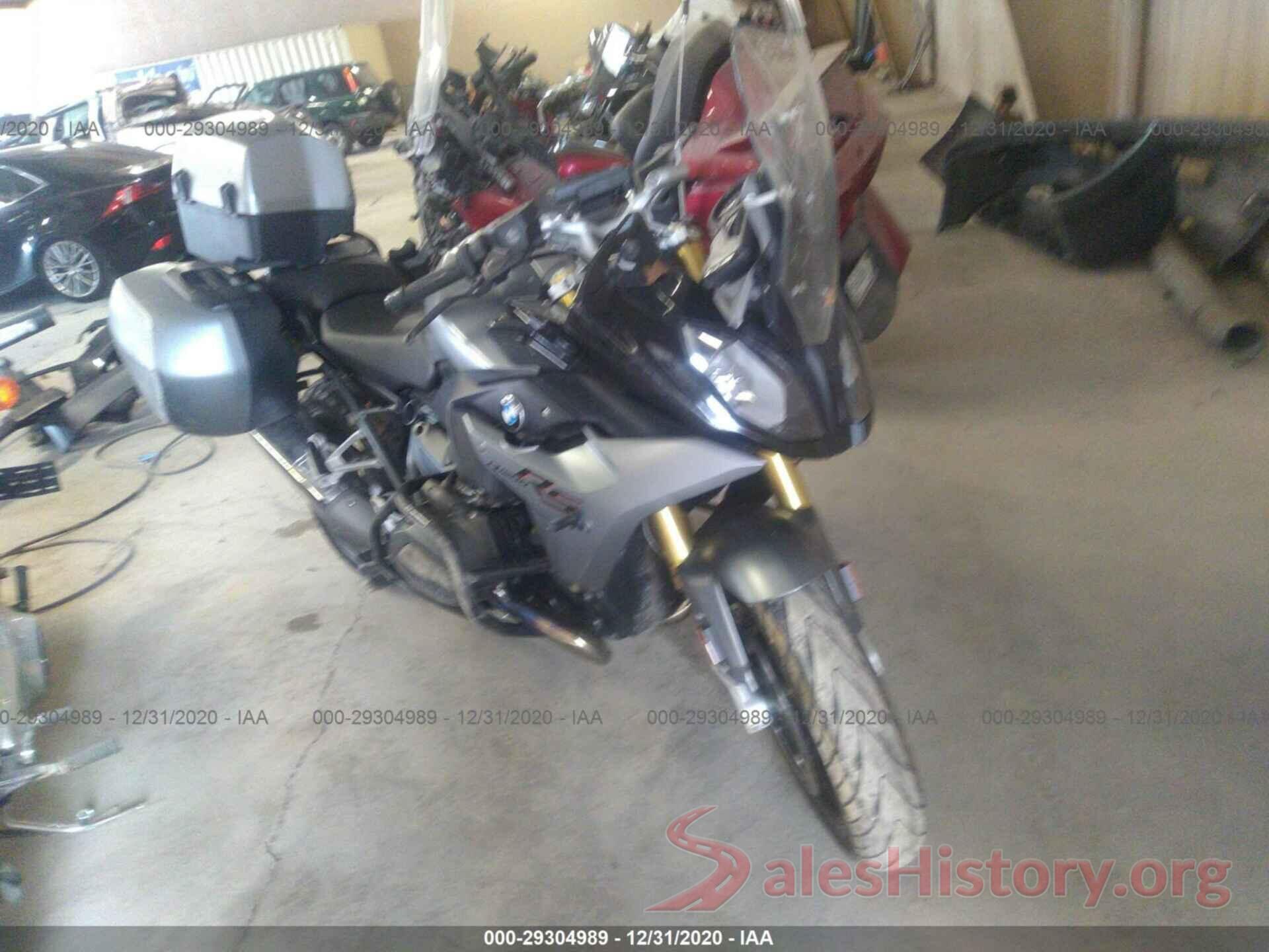 WB10A1503GZ378473 2016 BMW R1200