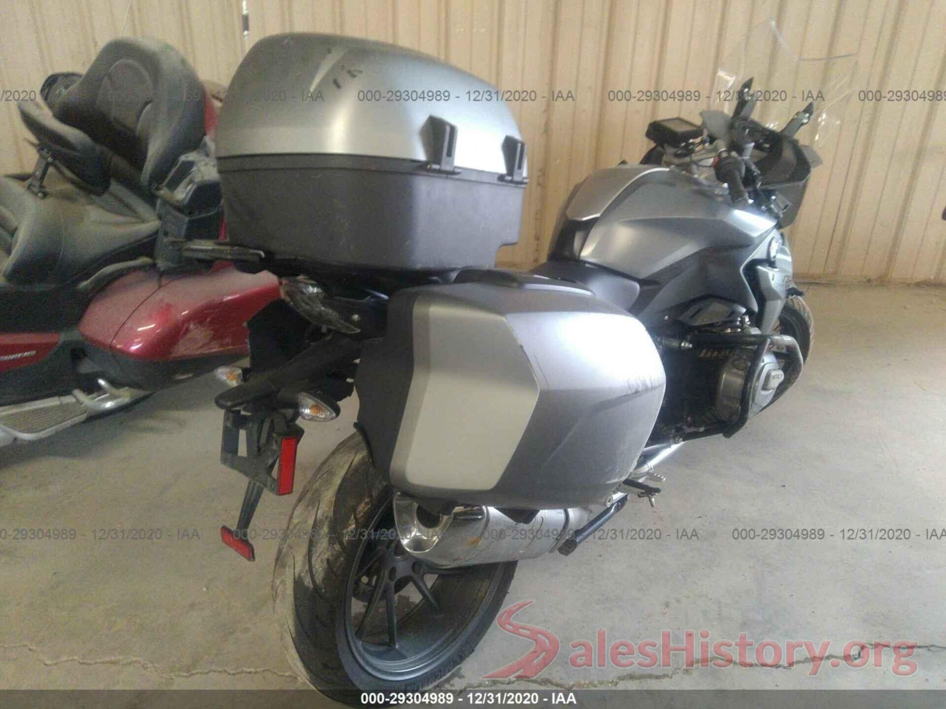 WB10A1503GZ378473 2016 BMW R1200