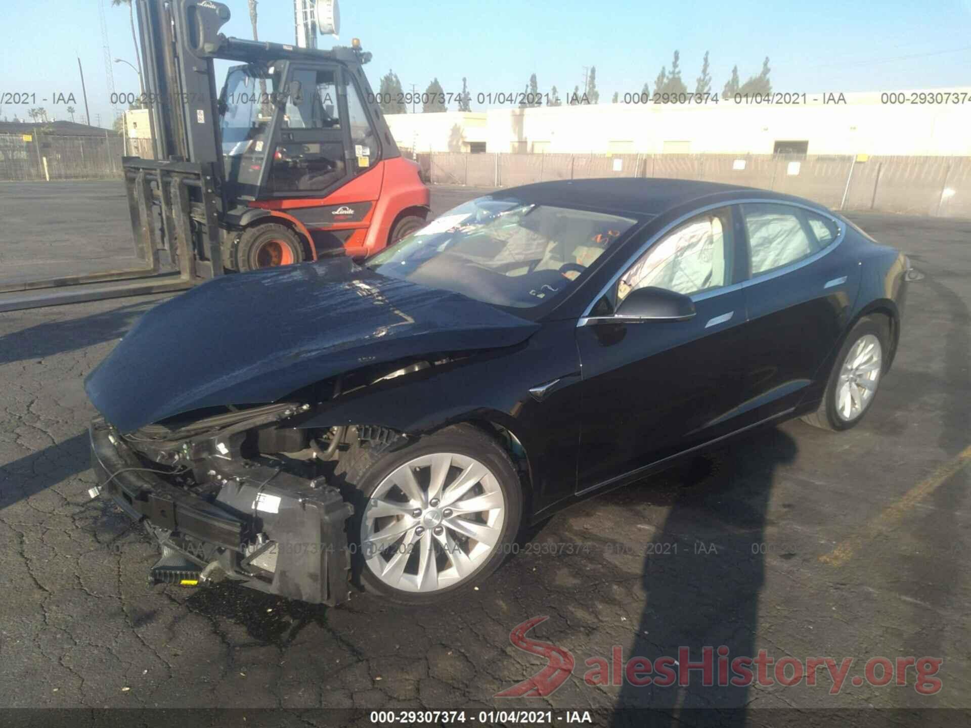 5YJSA1E22JF262725 2018 TESLA MODEL S