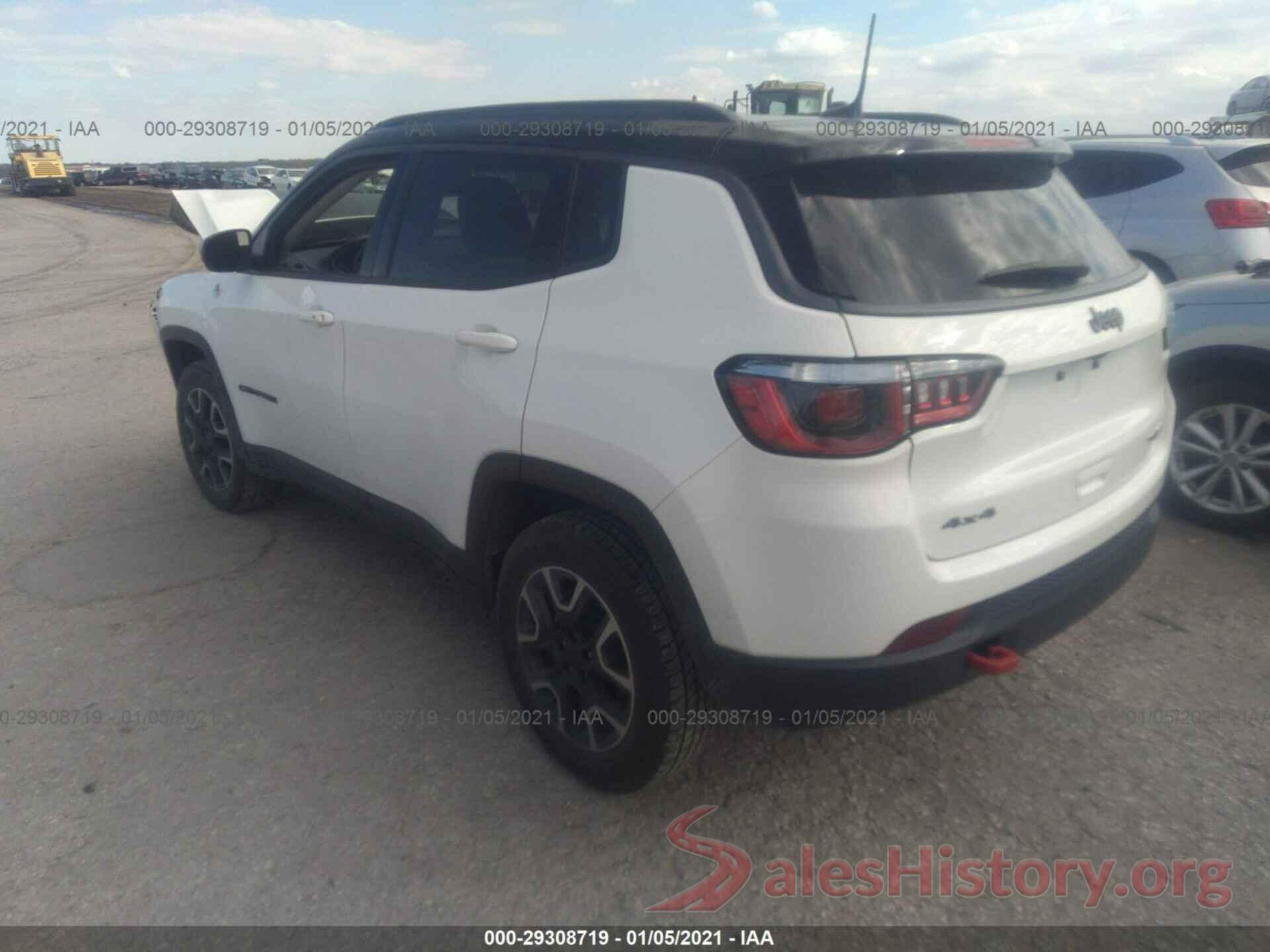 3C4NJDDB2KT671780 2019 JEEP COMPASS