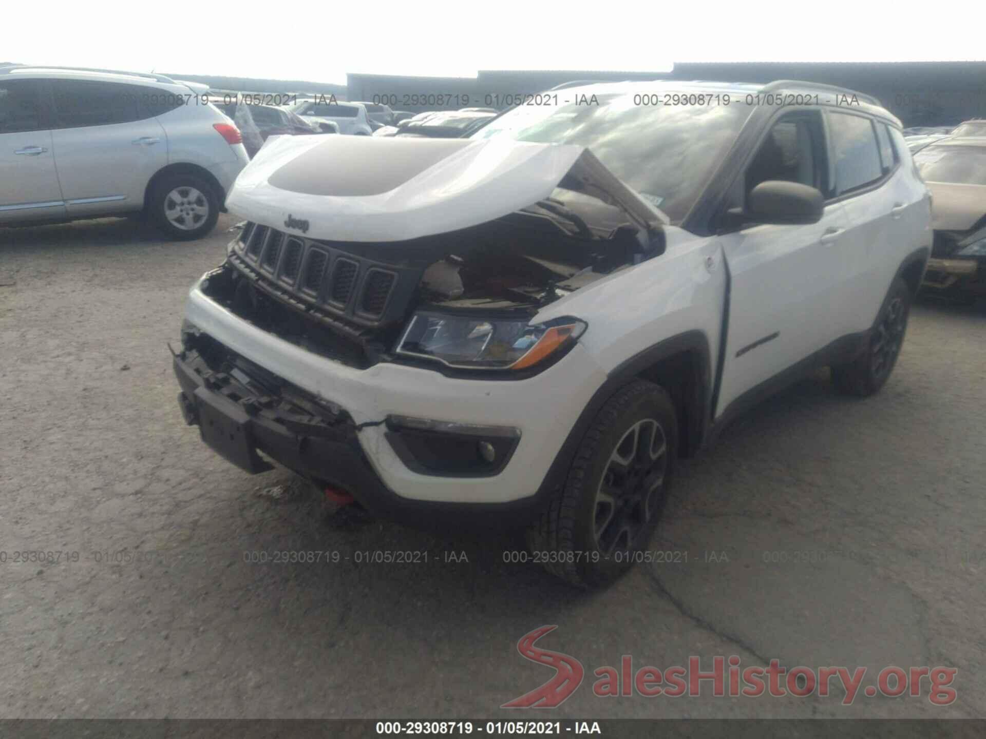 3C4NJDDB2KT671780 2019 JEEP COMPASS