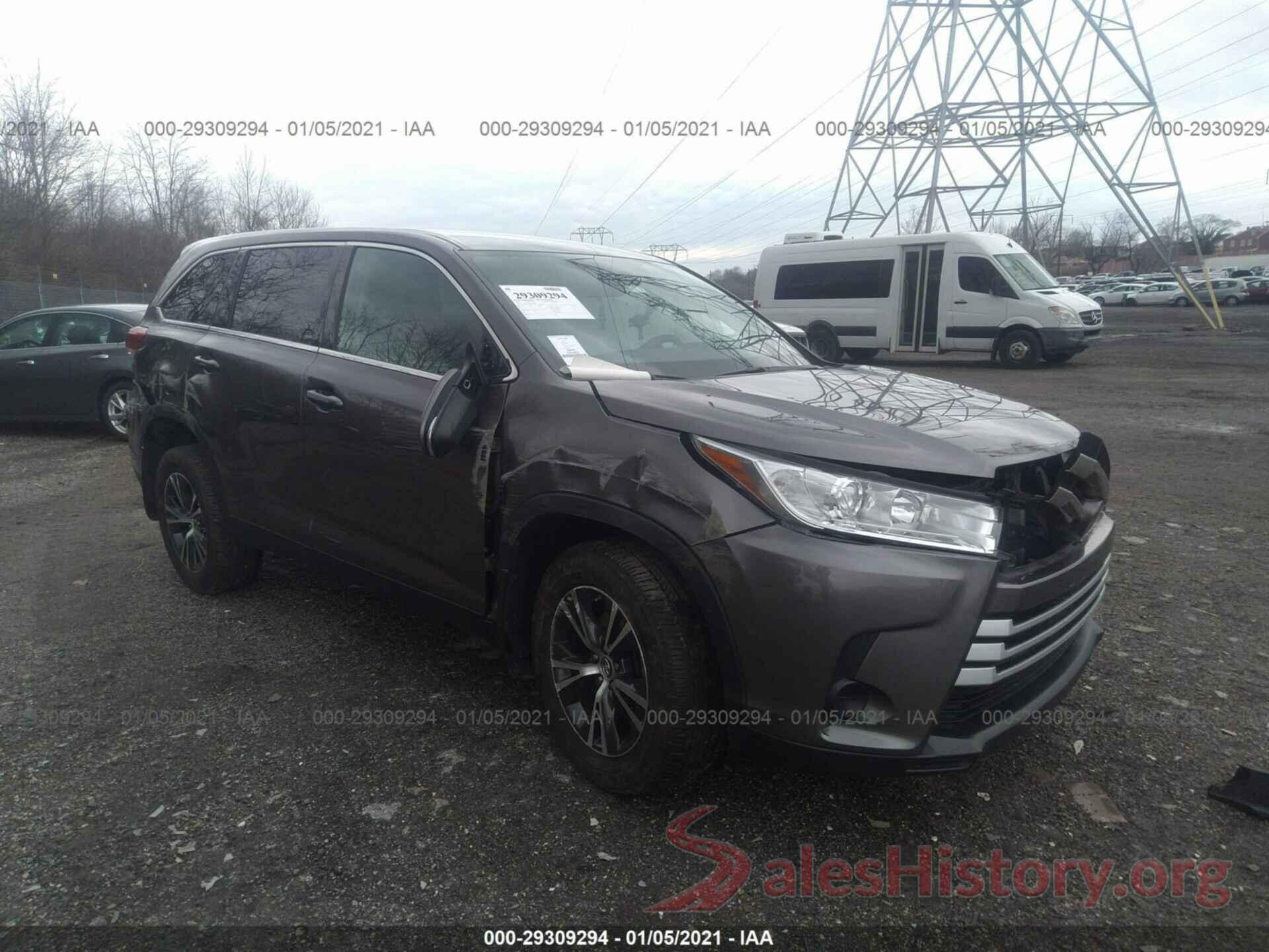 5TDBZRFH0KS989577 2019 TOYOTA HIGHLANDER